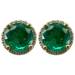 1,59 Karat Vivid Grüner Smaragd Diamant Rundschliff 18k Gelbgold Halo-Ohrstecker