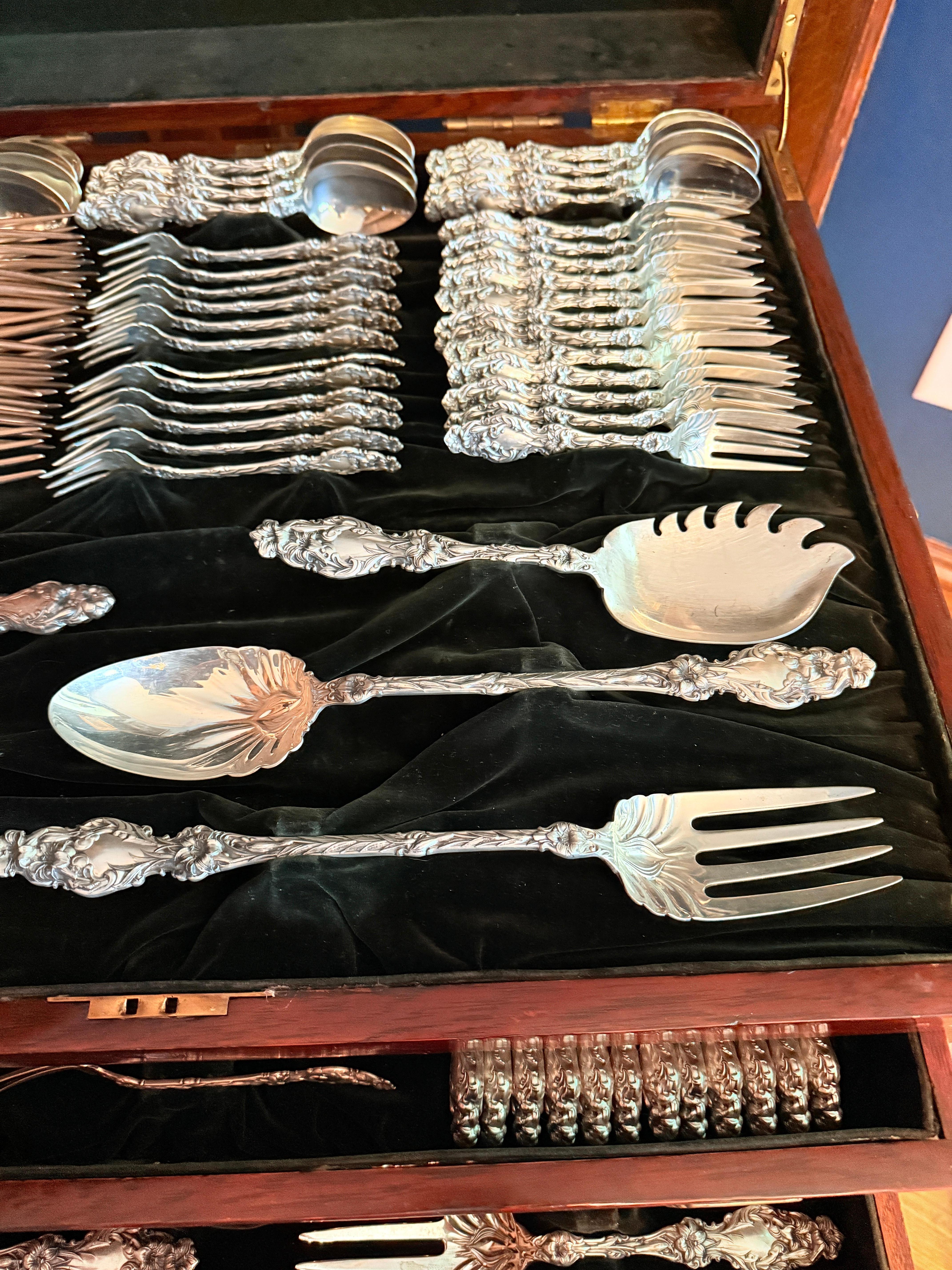 American 159 Pc, “Lily” Pattern Sterling Silver Flatware Service 5 Pc Setting for 18 For Sale