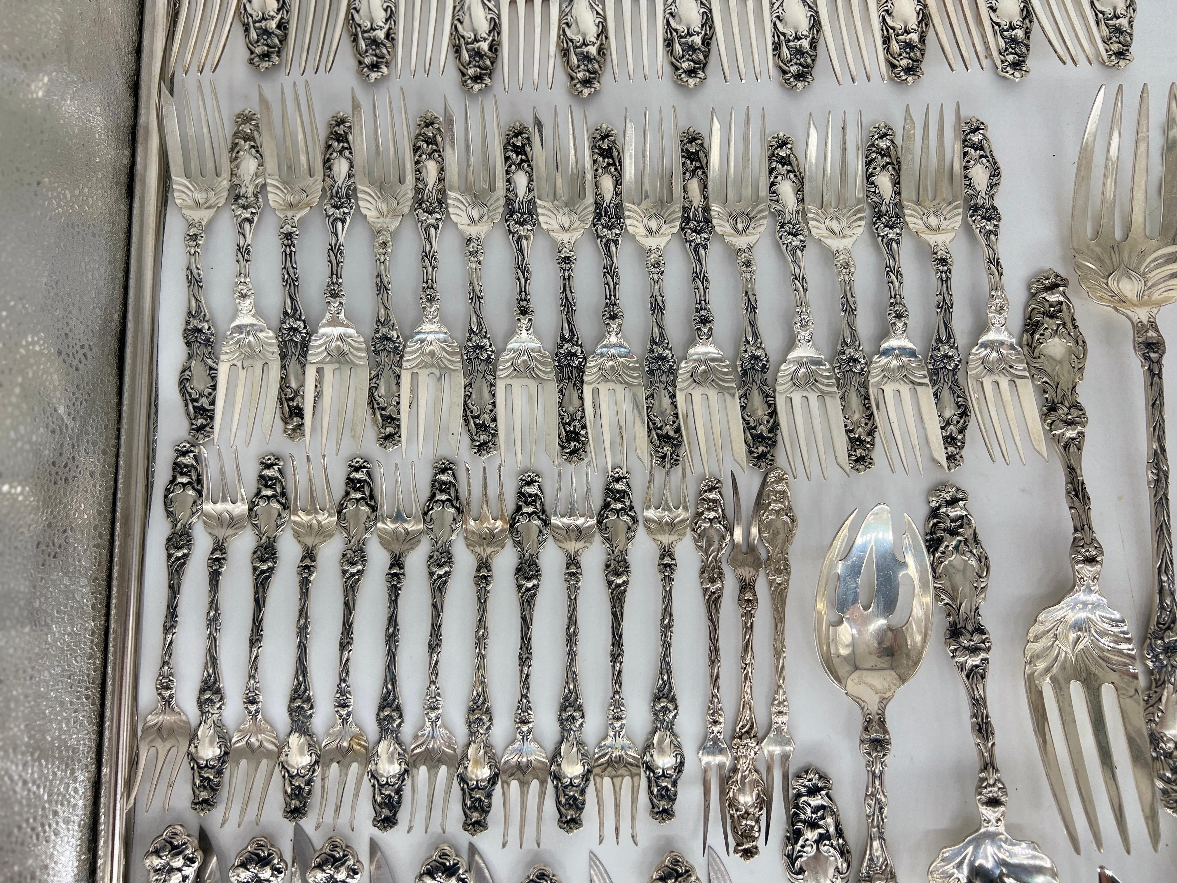 20th Century 161 Pc, “Lily” Whiting Sterling Silver Flatware Service 5 Place Setting for 18 For Sale