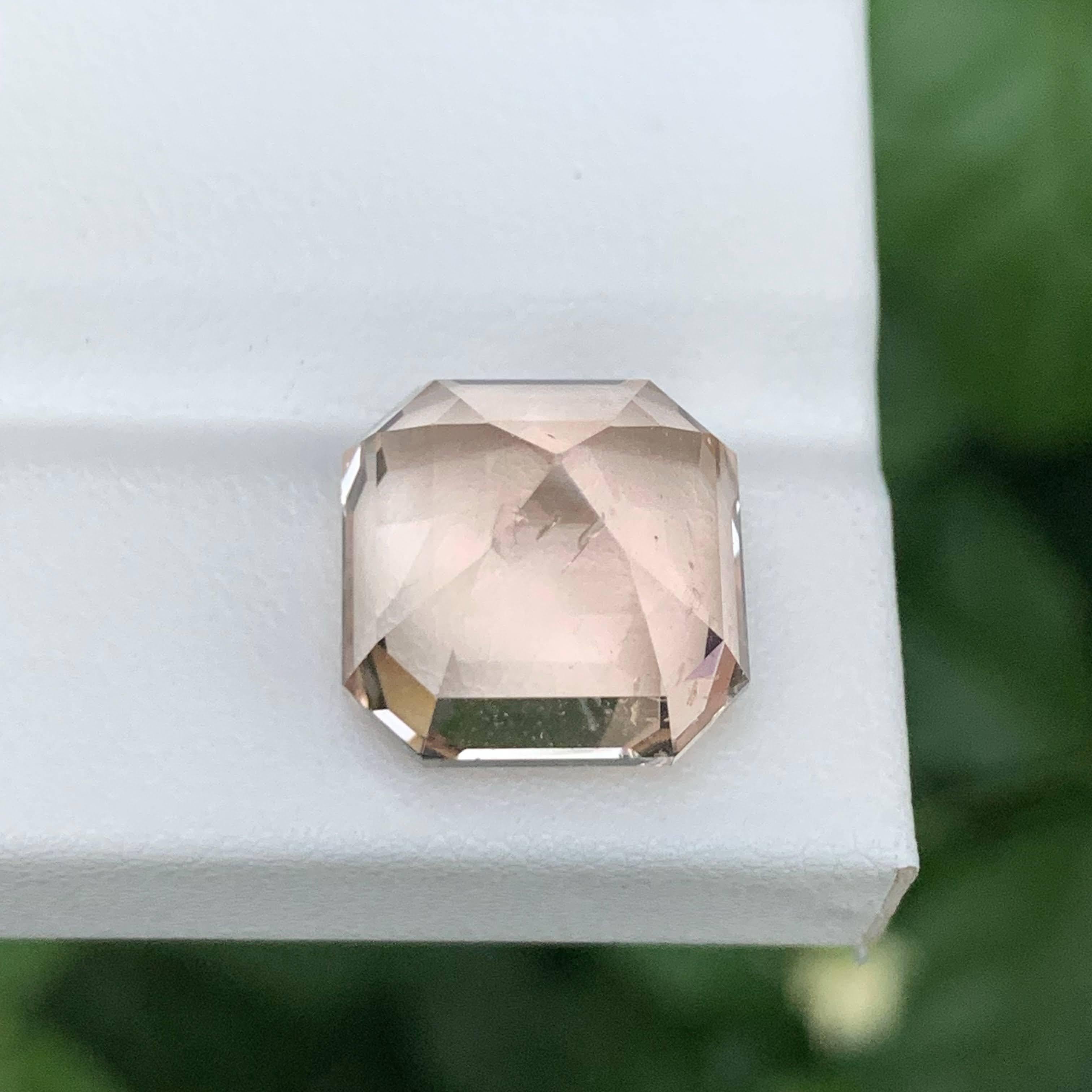Moderne 15.90 Carat Natural Loose Peach Topaz Stone Cushion Cut Pakistani Gemstone (pierre pakistanaise taillée en coussin) en vente