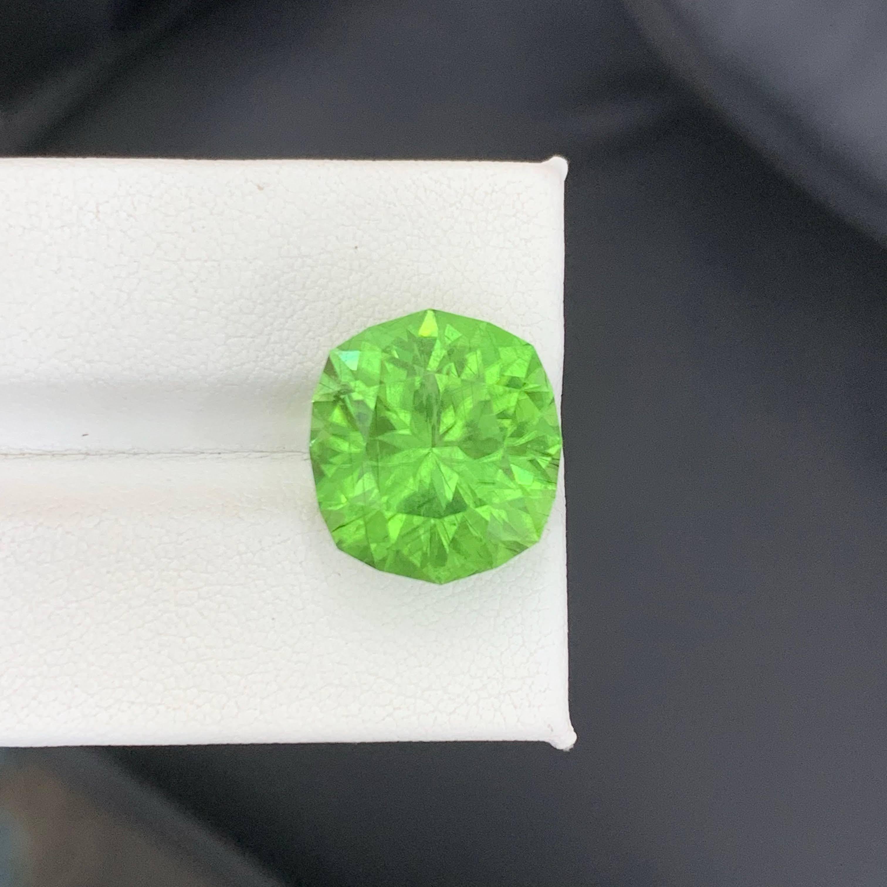 15.90 Carat Natural Loose Quality Rutile Inclusion Peridot Pakistani Gemstone For Sale 5