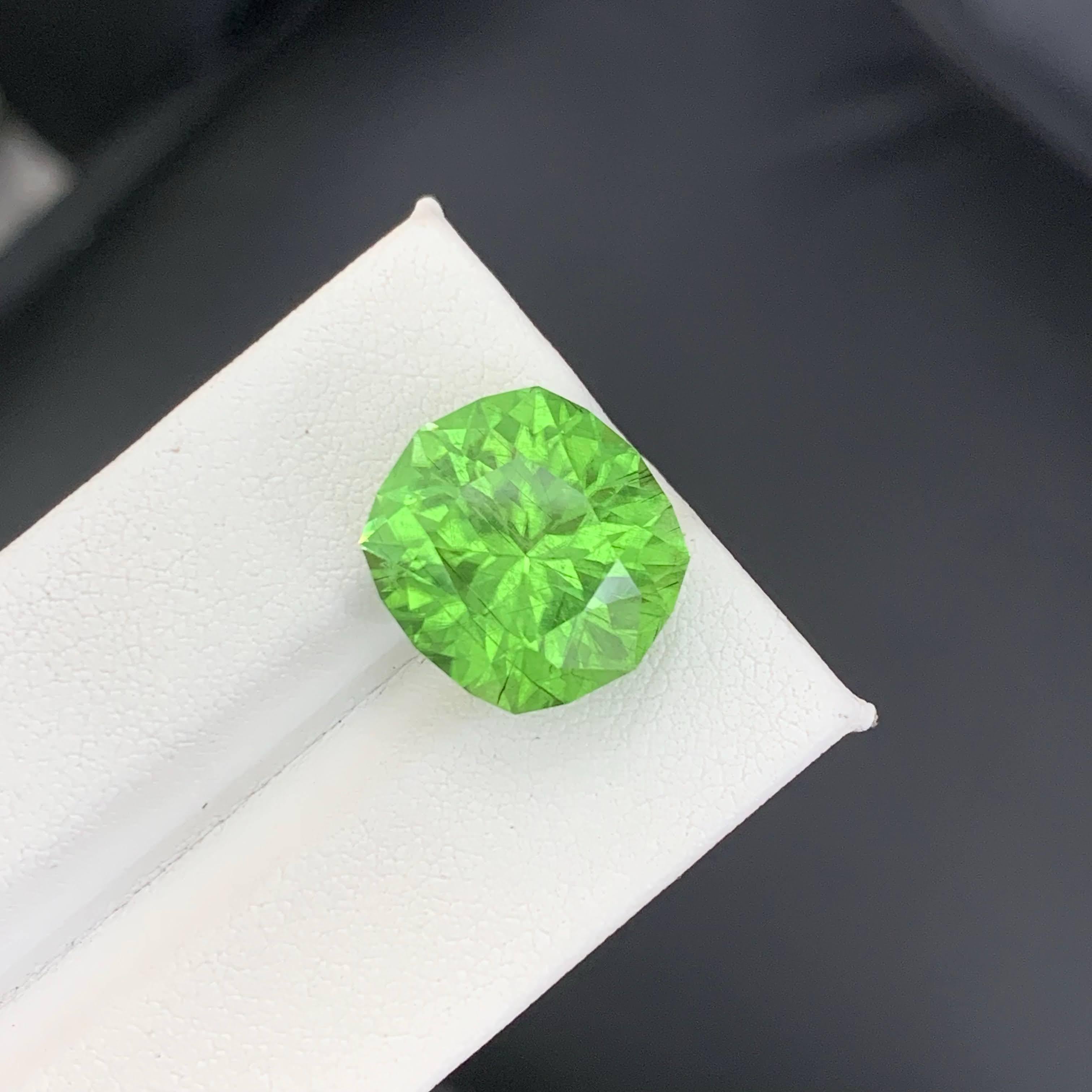 Mixed Cut 15.90 Carat Natural Loose Quality Rutile Inclusion Peridot Pakistani Gemstone For Sale