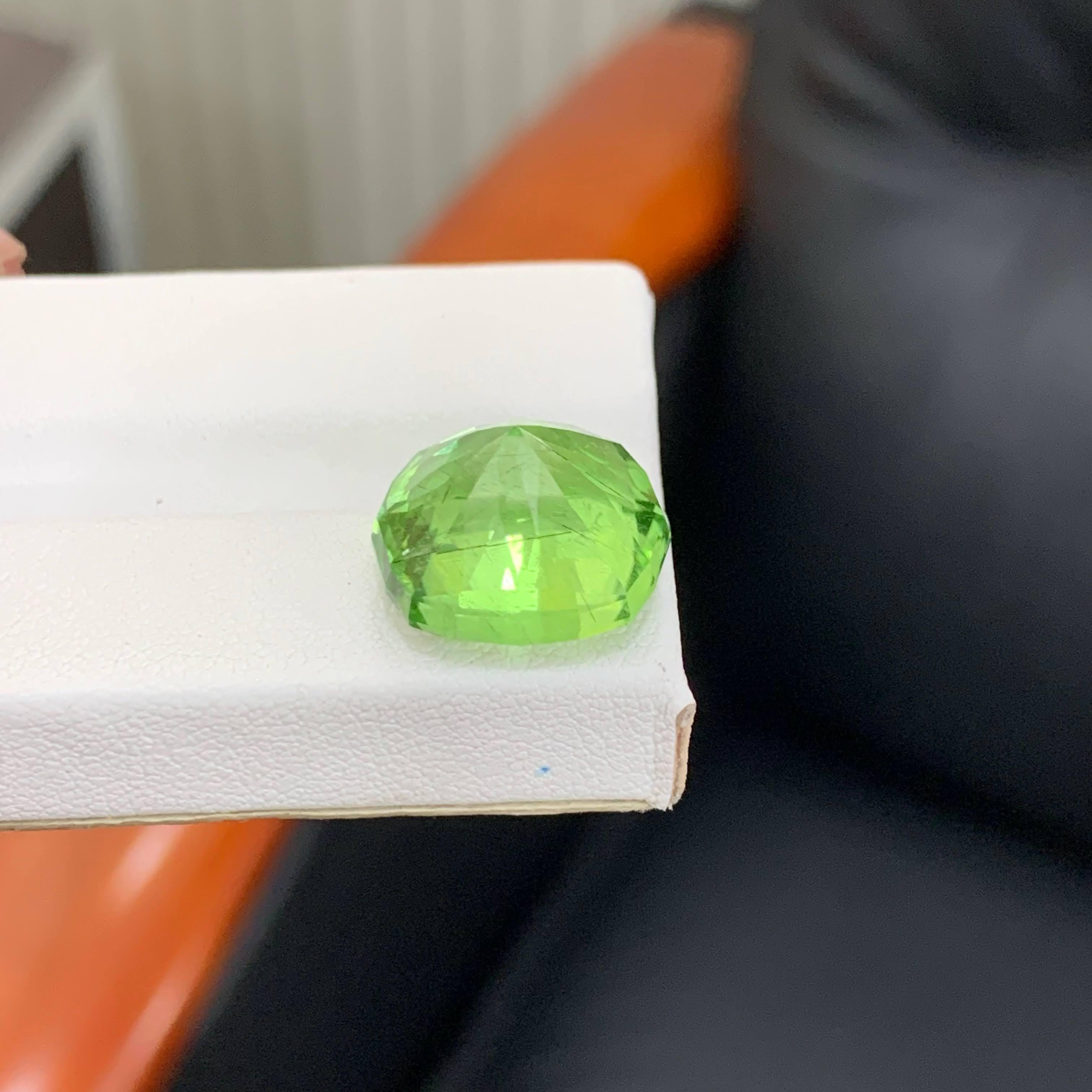 15.90 Carat Natural Loose Quality Rutile Inclusion Peridot Pakistani Gemstone For Sale 3