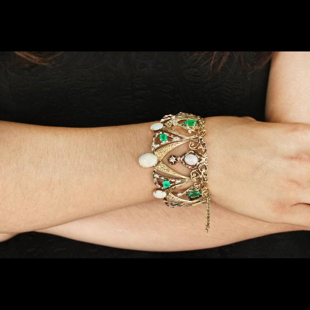 Modern 15.90tcw Opal Emerald & Diamond Bracelet 14K Gold Bangle Queen Emerald Jewelry For Sale