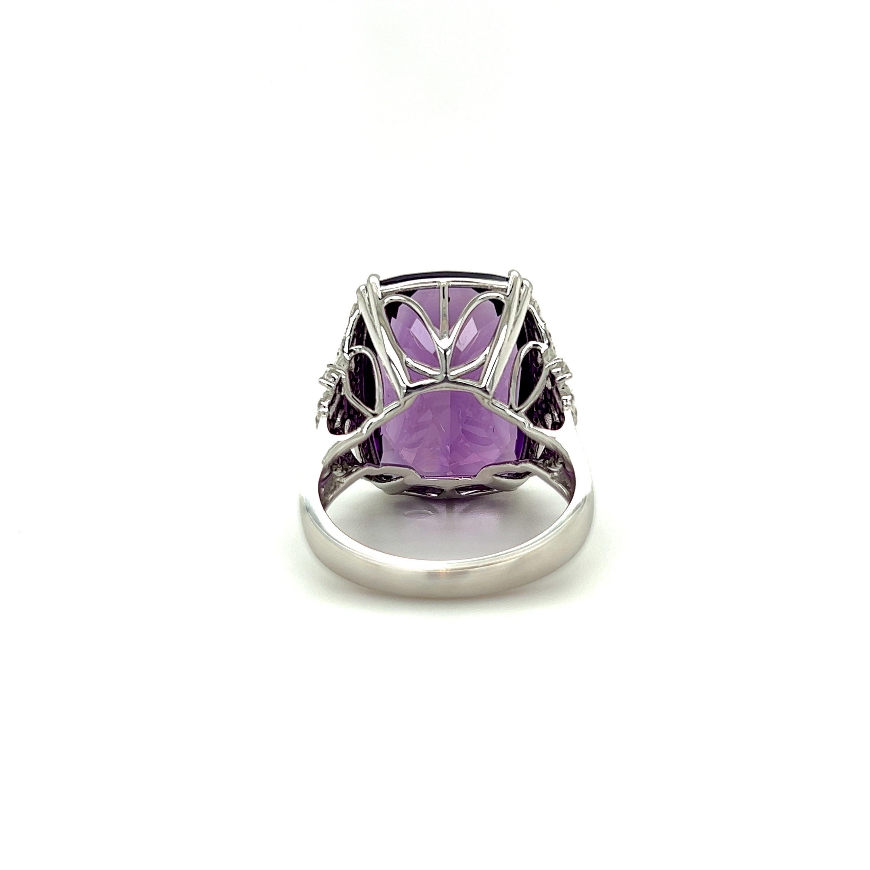 Contemporary 15.91 Carat Amethyst Cocktail Ring For Sale