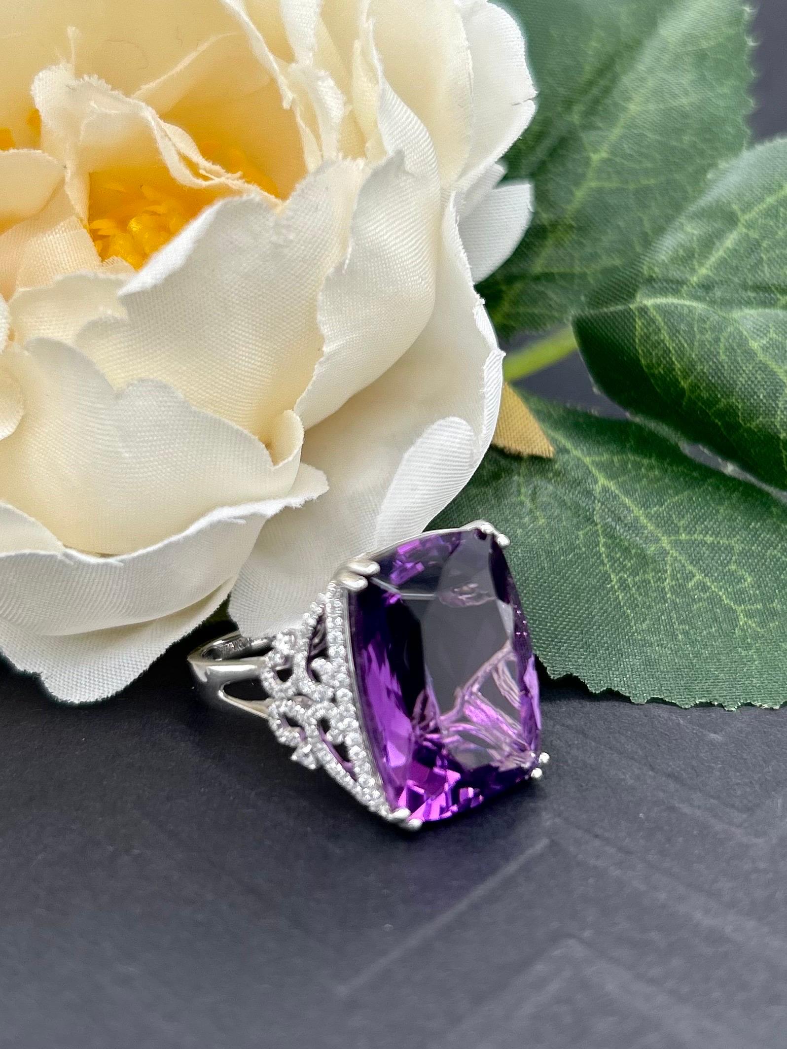 Contemporary 15.91 Carat Amethyst Cocktail Ring For Sale