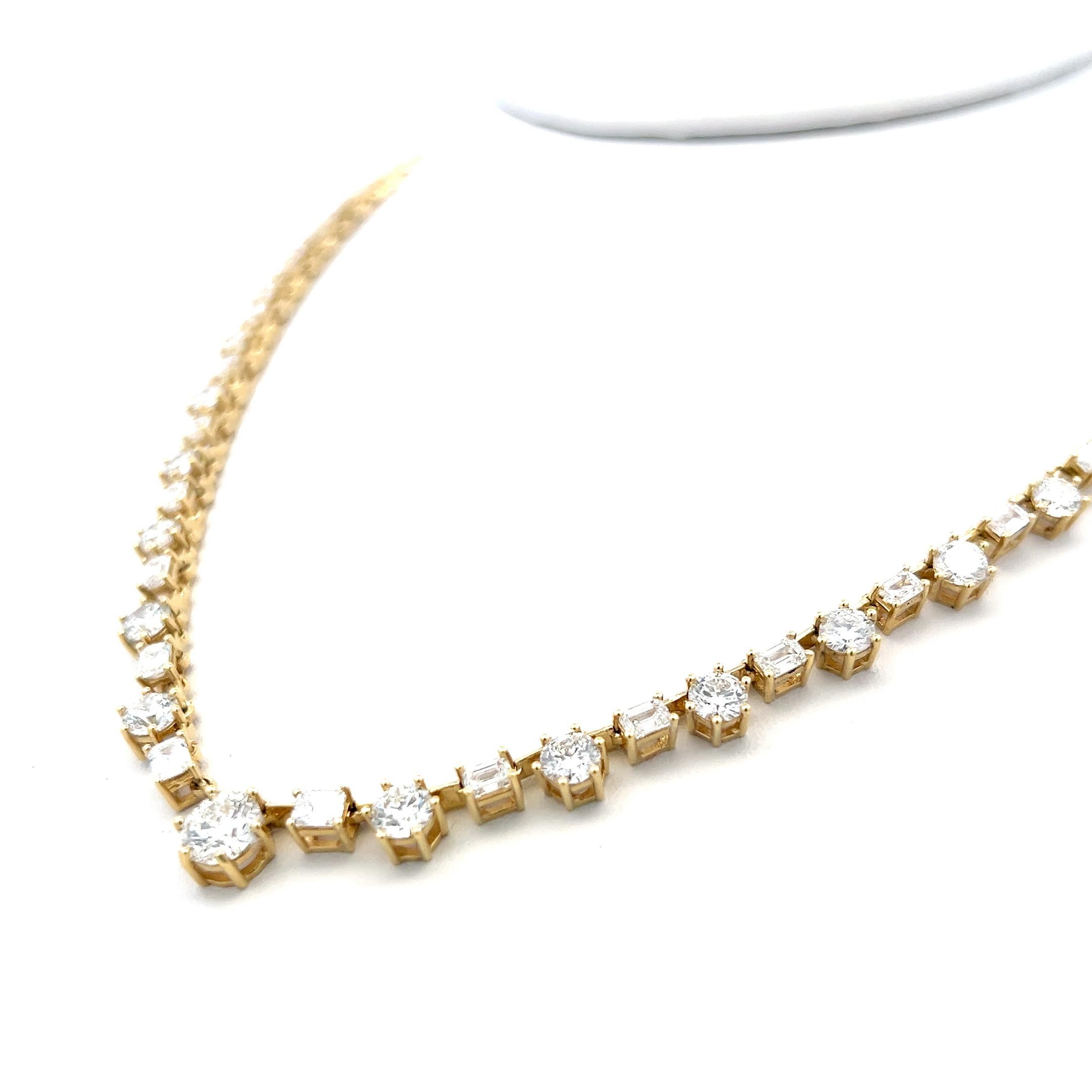 Title:
15.92 Carat G VS1 and Round Brilliant J I2 Diamond 18 Karat Yellow Gold Link Necklace
Style:
Link
Metal:
18 Karat Yellow Gold
Gemstone 1:
15 Carat Diamond
Number of Stones:
89
Color:
G
Clarity:
VS1
Gemstone 2:
0.92 Carat Diamond
Number of