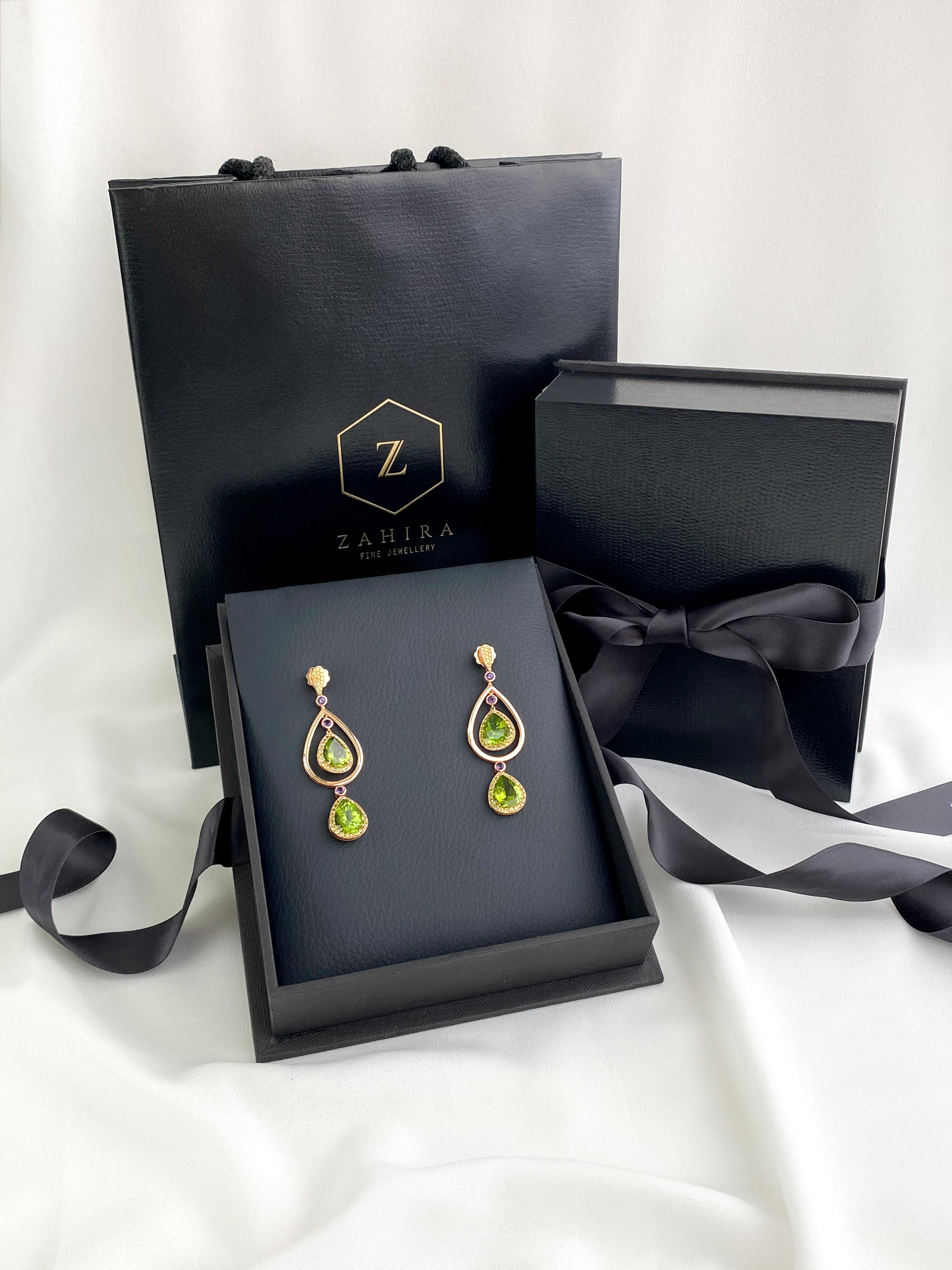 15.92 Carat Peridot, Yellow Sapphire and Amethyst Earrings in 18 Karat Gold For Sale 3