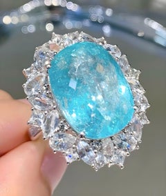 Anello con diamante e ciondolo con tormalina Paraíba del Mozambico da 15,94 carati, oro bianco 18 carati