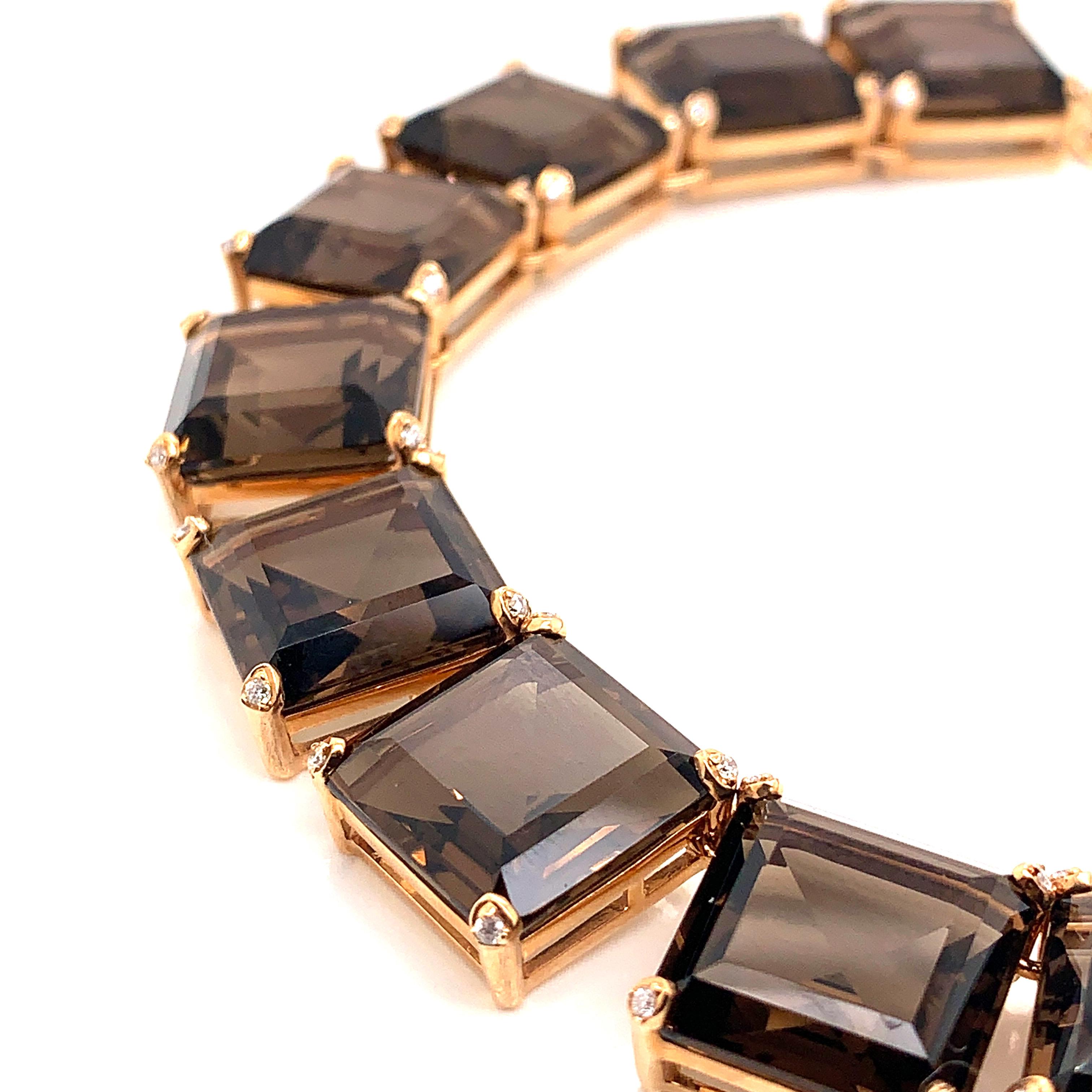 159.5 Carat Smoky Quartz Necklace in 18 Karat Rose Gold with Diamonds In New Condition For Sale In Hong Kong, HK