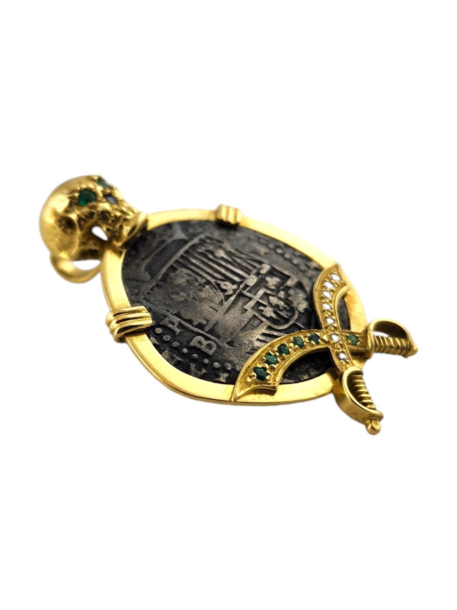 Round Cut 1598-1621 Potosi Mint Peru 2 Reales in 18 Karat Yellow Gold Pendant #18968