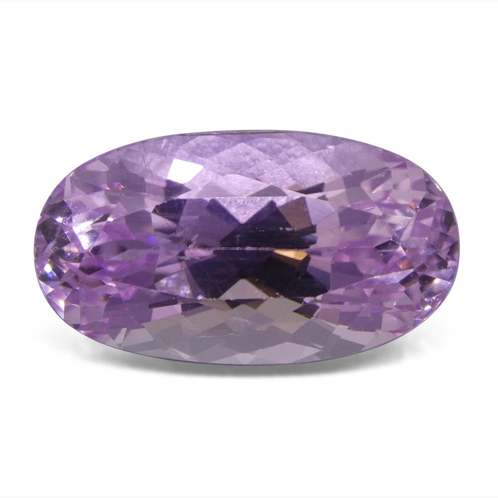 15.98 ct Oval Kunzite In New Condition For Sale In Toronto, Ontario