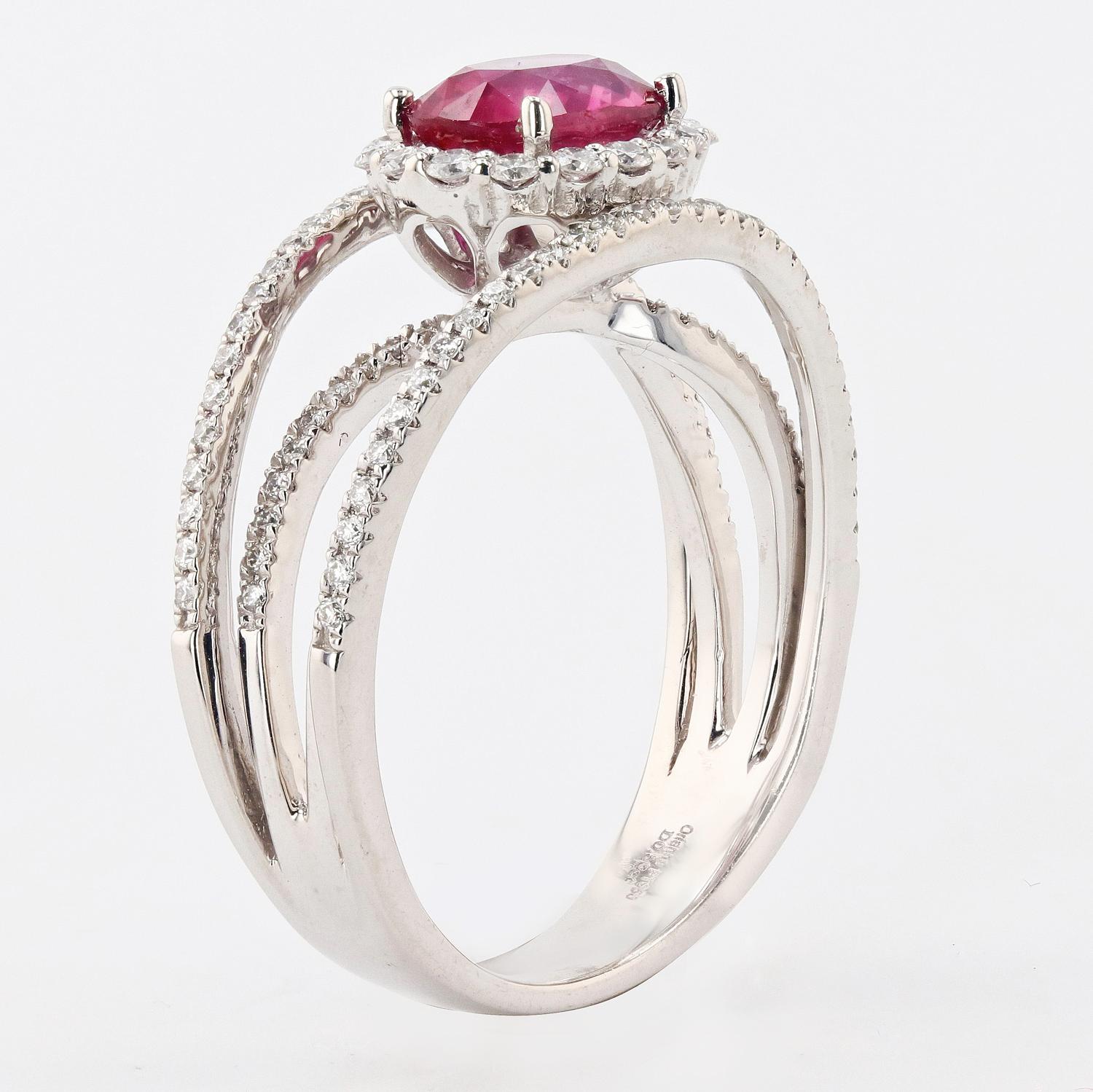 Brilliant Cut 1.59ct Extremely Rare Unheated Pink Sapphire and 0.50ctw Diamond Platinum Ring For Sale