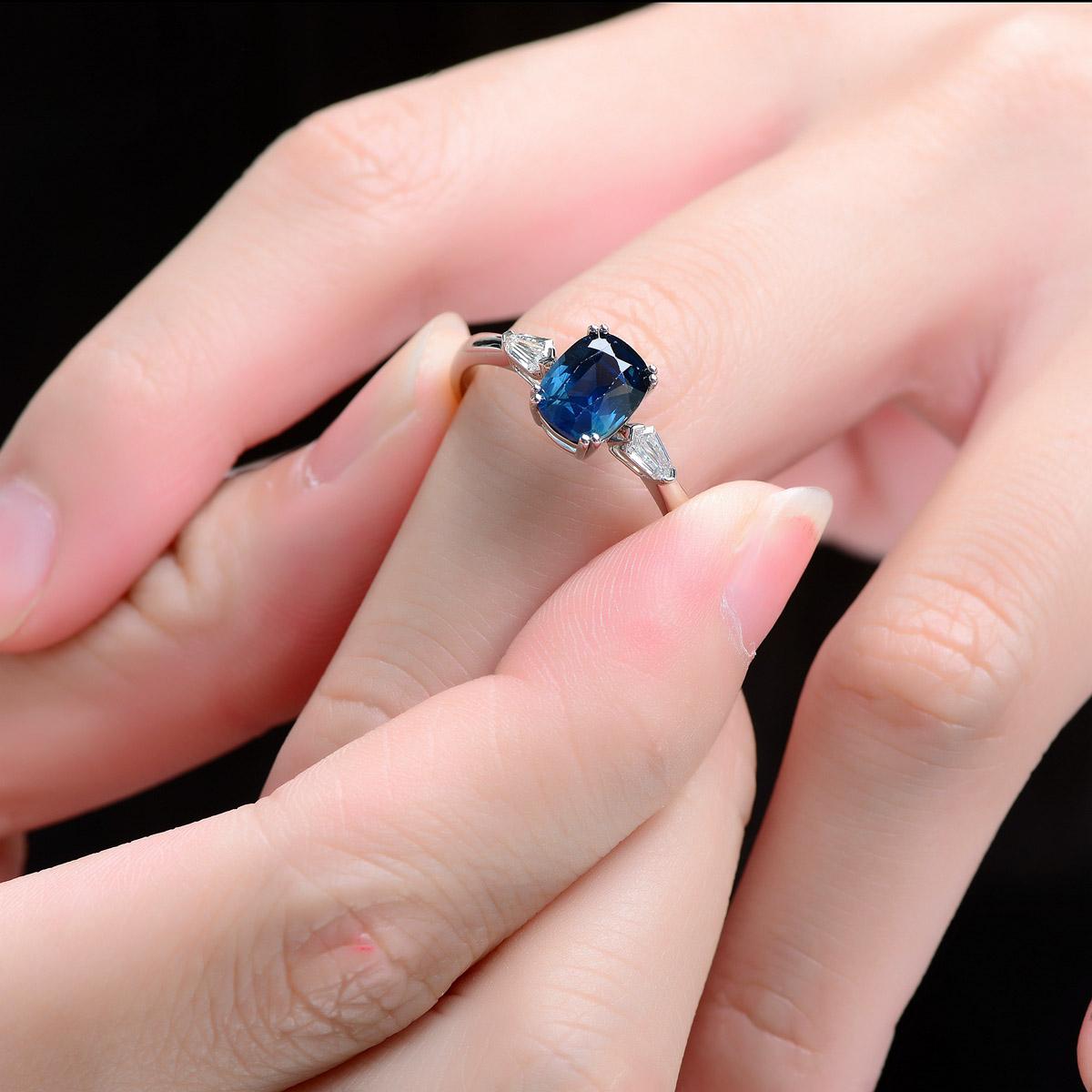 1.59ct Teal Sapphire and Bullet Shape Diamond Engagement Ring 14K White Gold In New Condition For Sale In Osprey, FL