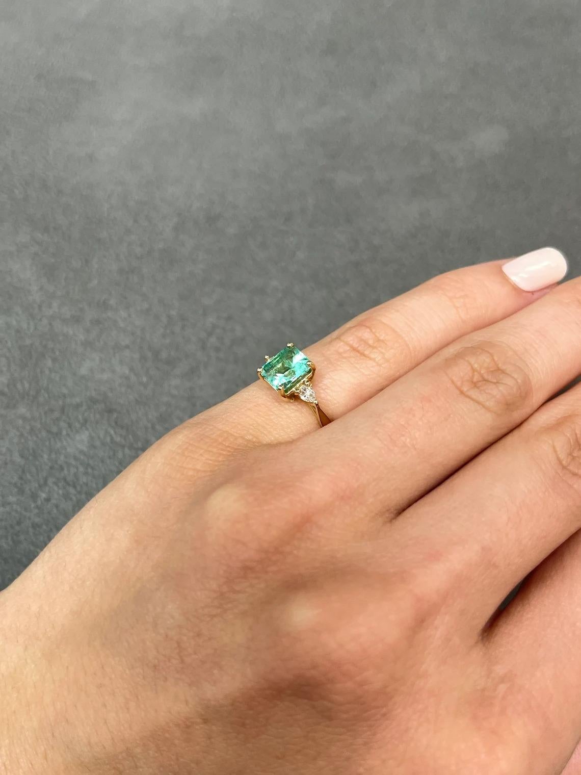 1.59tcw 14K Colombian Emerald-Emerald Cut & Pear Cut Diamond Three Stone Ring For Sale 2