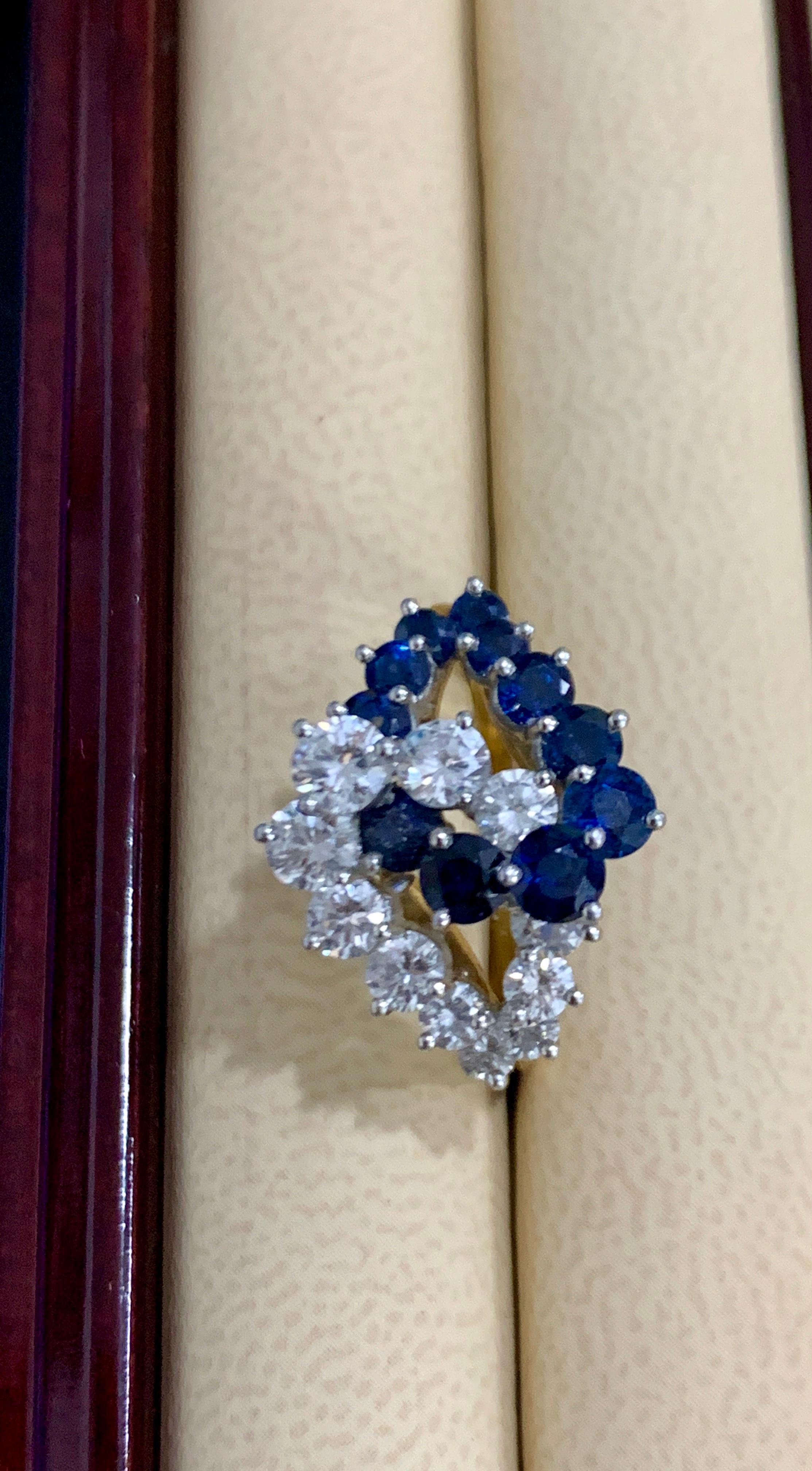 Round Cut 1.5 Ct Blue Sapphire & 1.4 Ct Diamond Cocktail Ring 18 Karat Yellow Gold Estate