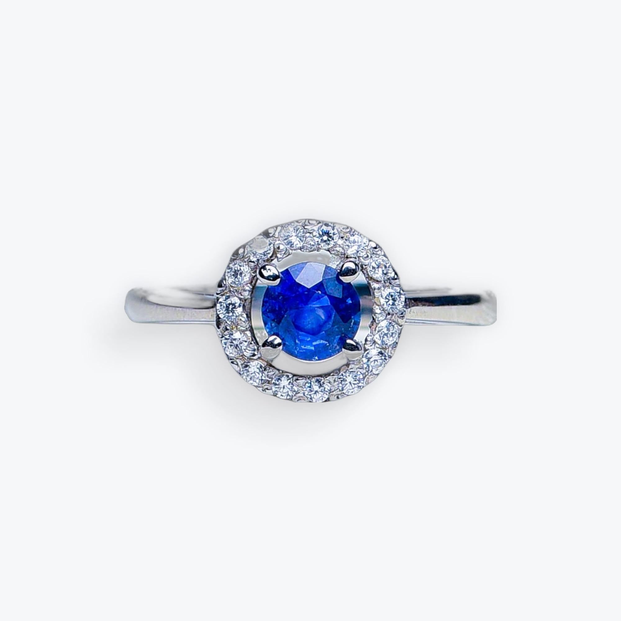1.5ct Blue Sapphire Floating Halo Engagement Ring For Sale 4