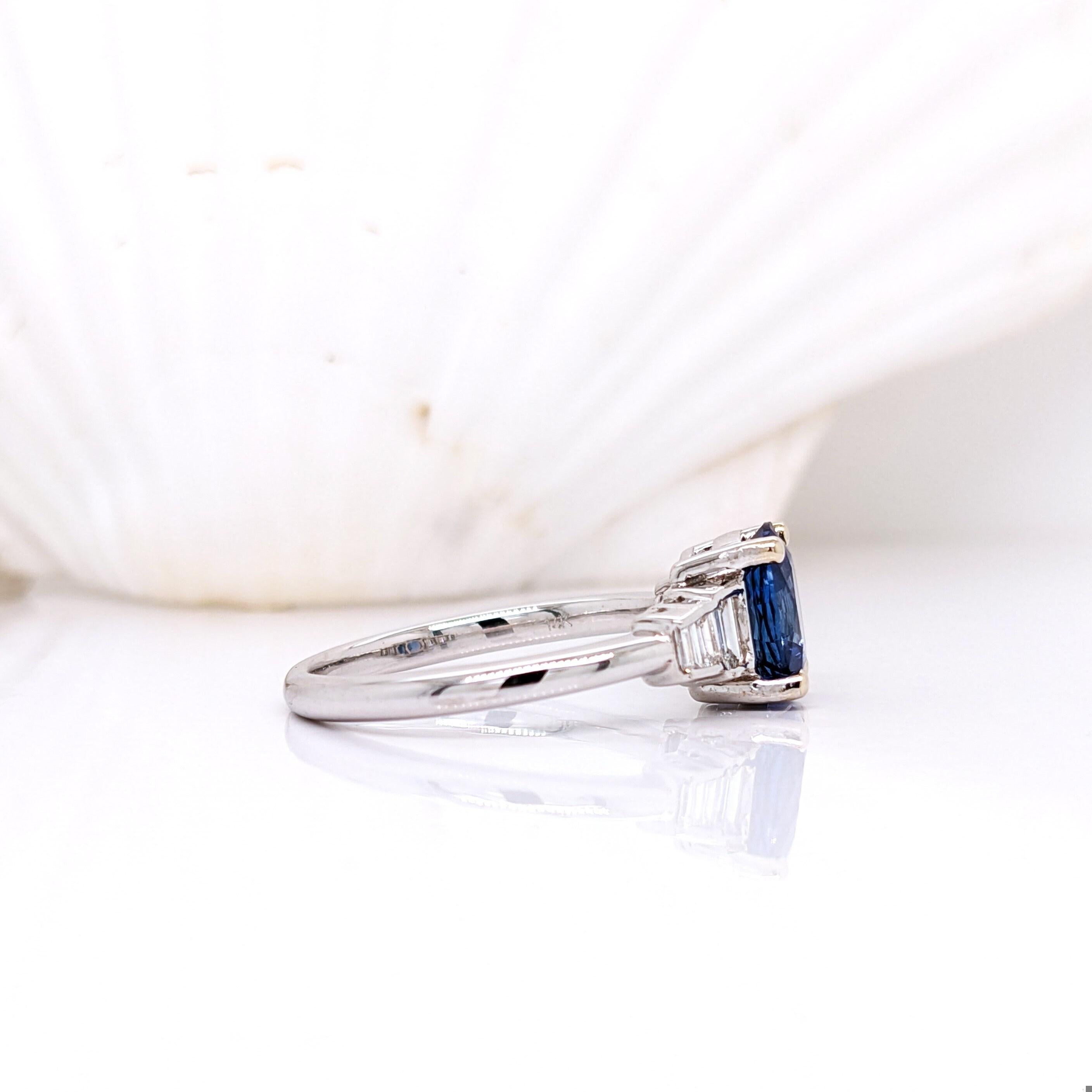 Modern 1.5ct Blue Sapphire Ring w Earth Mined Diamonds in Solid 14k Gold Oval 7.5x6mm For Sale
