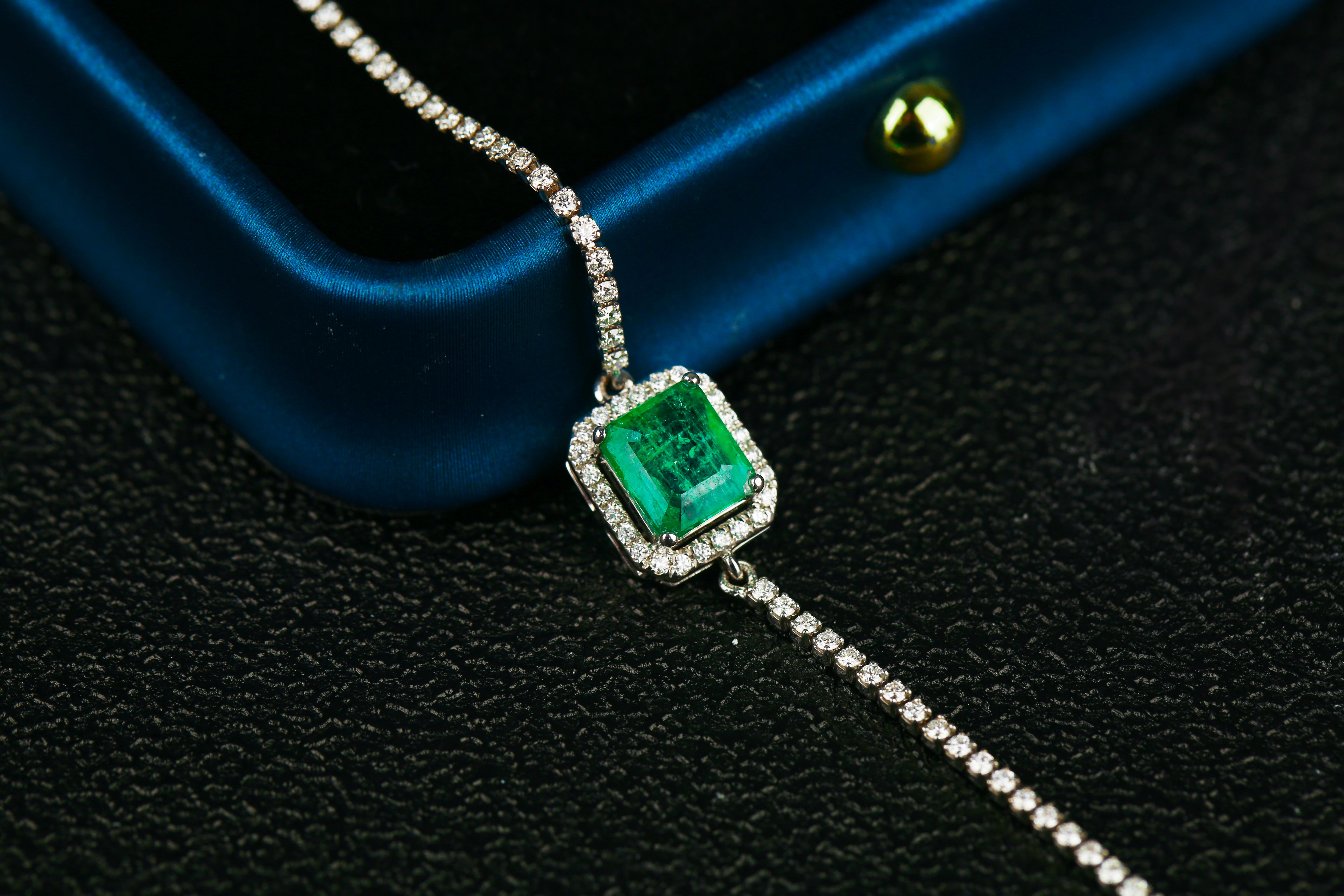 Brilliant Cut Eostre Emerald and Diamond Bracelet in 18K White Gold For Sale