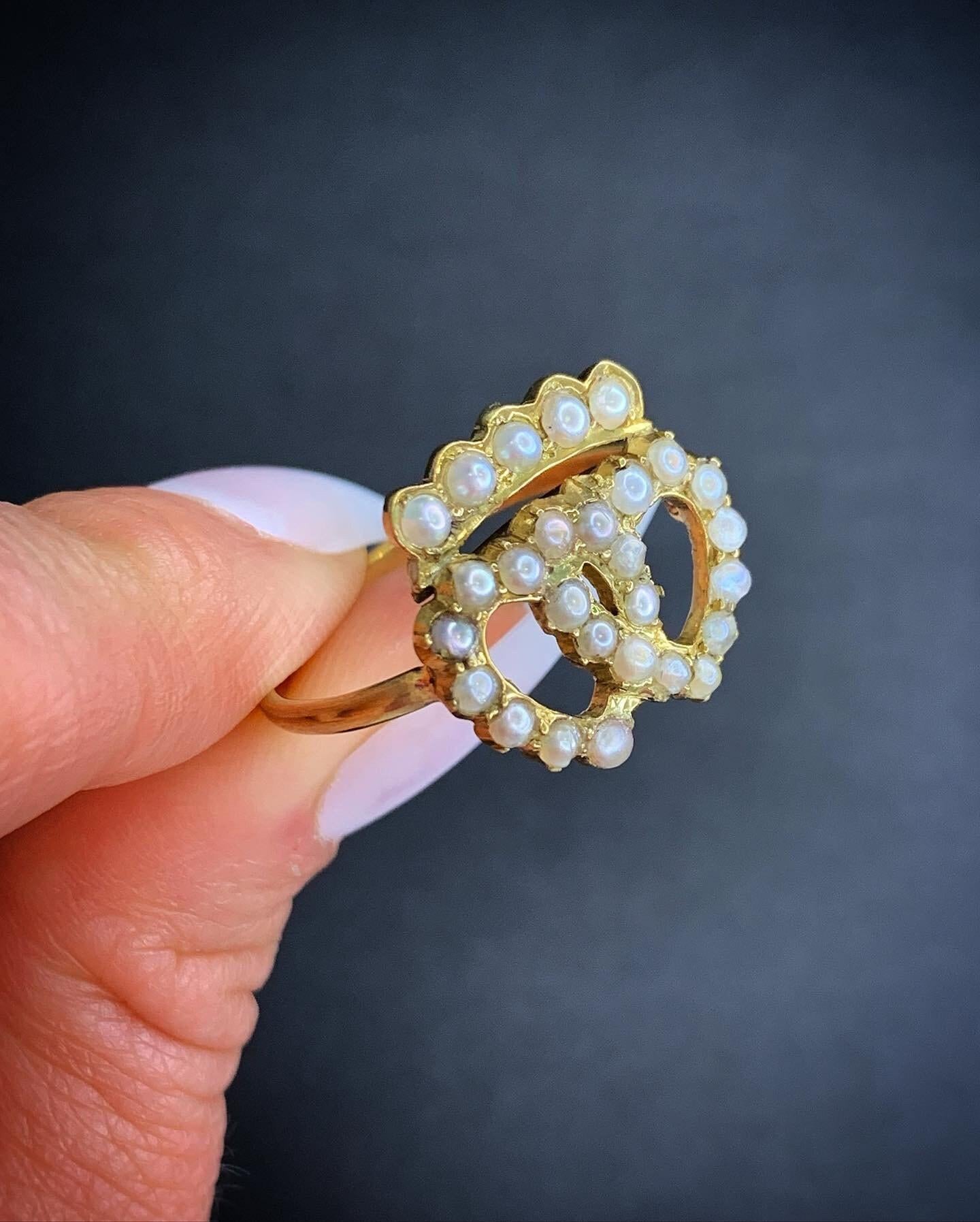 Round Cut 15ct Gold Antique Double Sweetheart Seed Pearl Ring For Sale