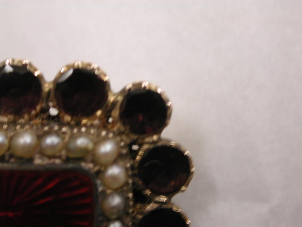 Victorian 15ct Gold Brooch Set With Seed Pearls, Almandine Garnets & Enamel, Circa 1850