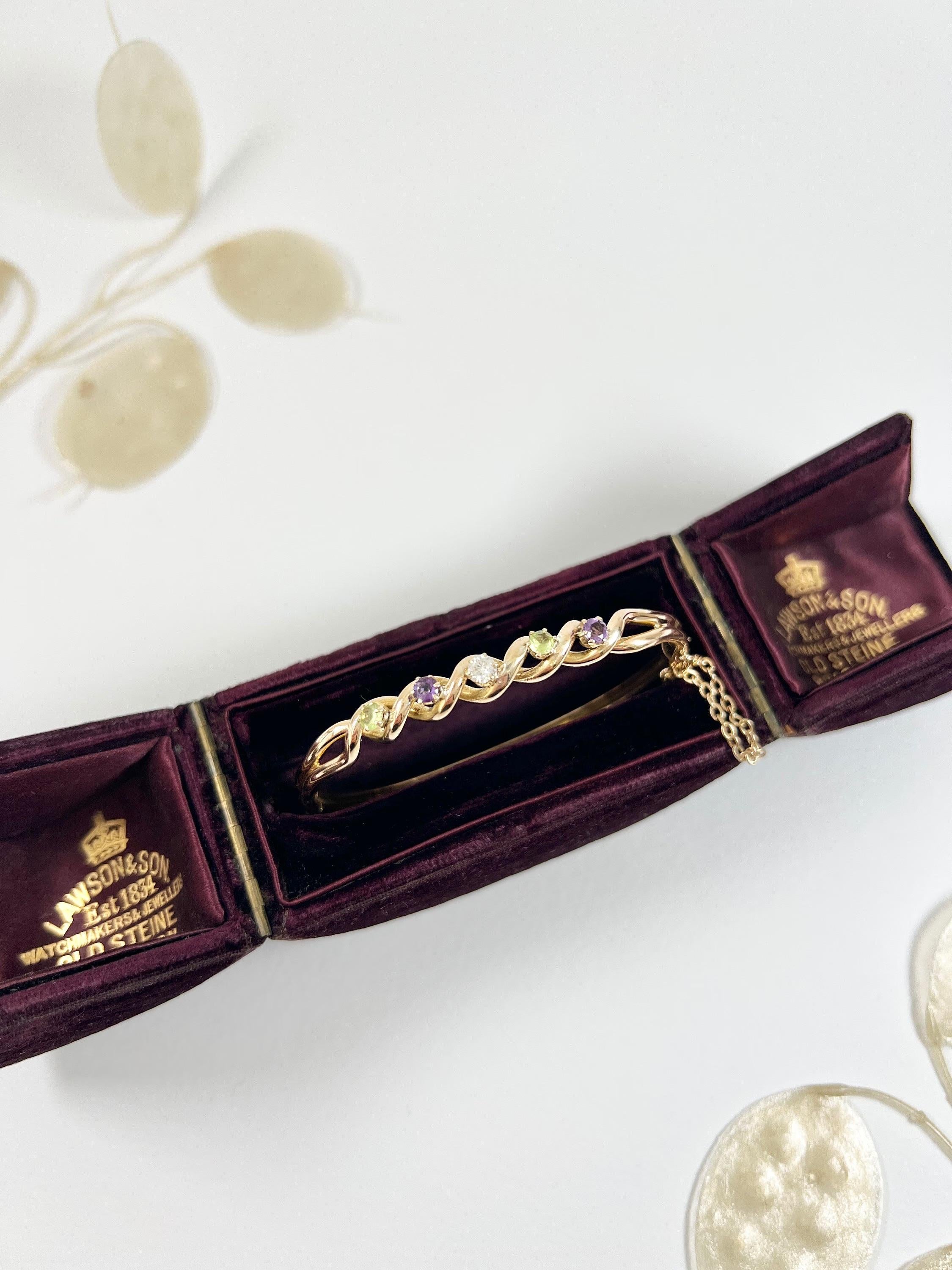 Bracelet jonc Suffragette de l'époque édouardienne en or 15 carats, améthyste, péridot et diamants Unisexe en vente