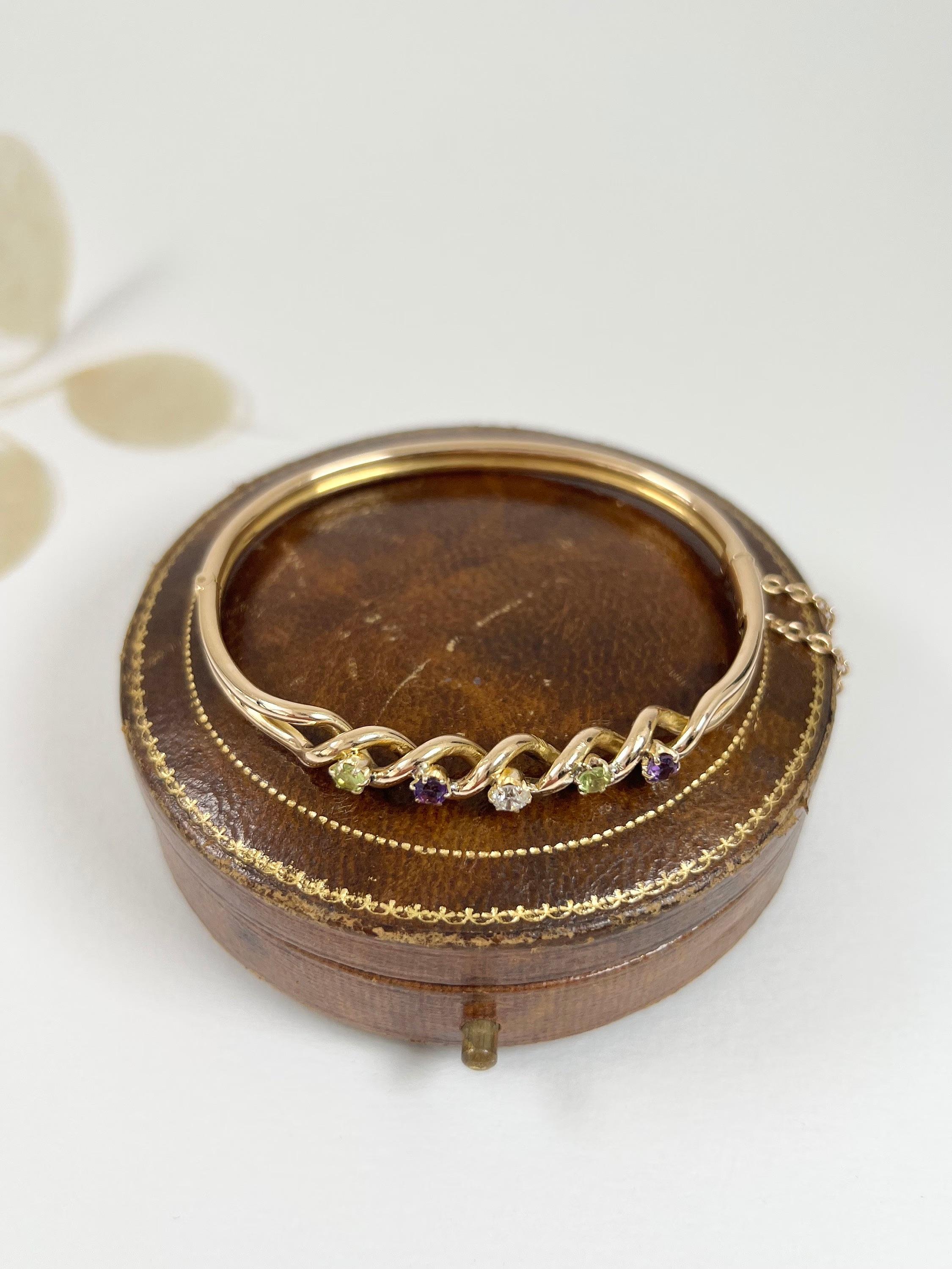 Bracelet jonc Suffragette de l'époque édouardienne en or 15 carats, améthyste, péridot et diamants en vente 2
