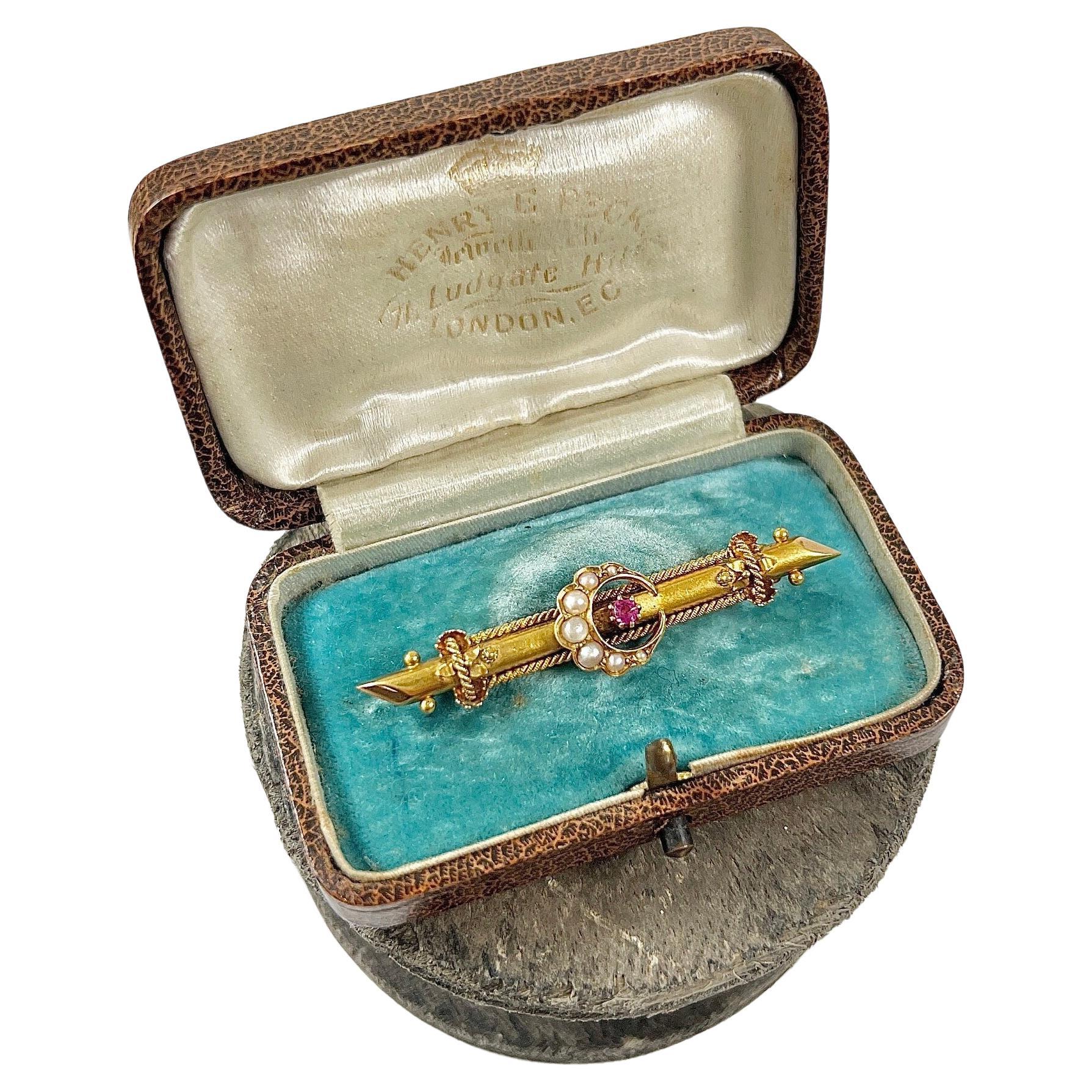 15ct Gold Edwardian Pearl & Ruby Crescent Moon Brooch Hallmarked Chester 1901