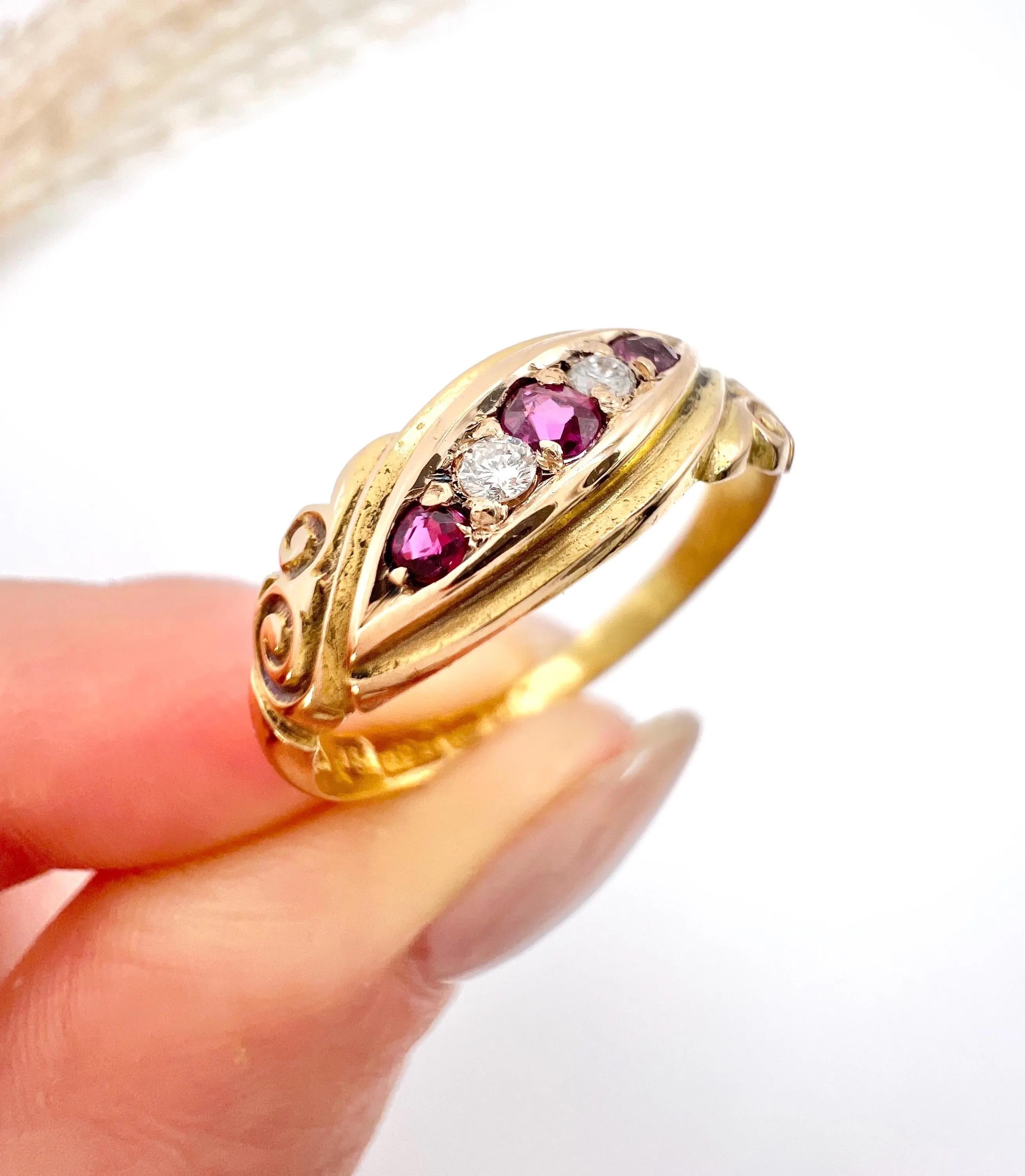 Round Cut 15ct Gold. Edwardian Ruby & Diamond 5 Stone Ring. Hallmarked Birmingham 1900 For Sale
