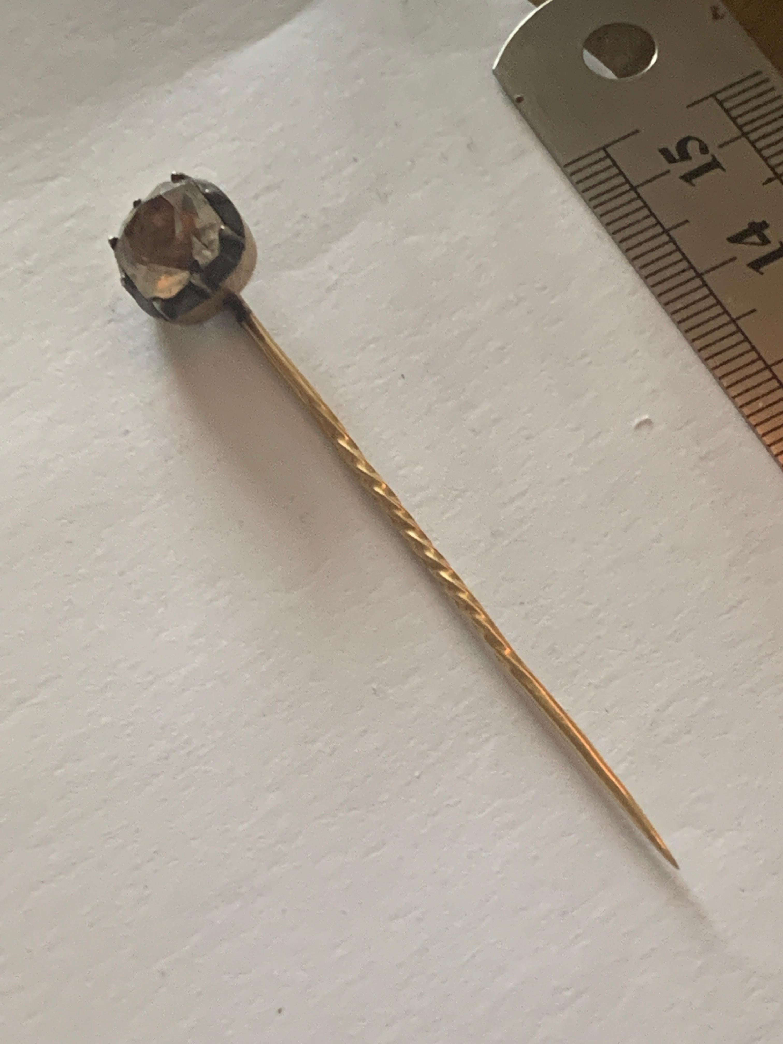 15ct Gold Georgian Quartz Black Dot Pin  For Sale 1