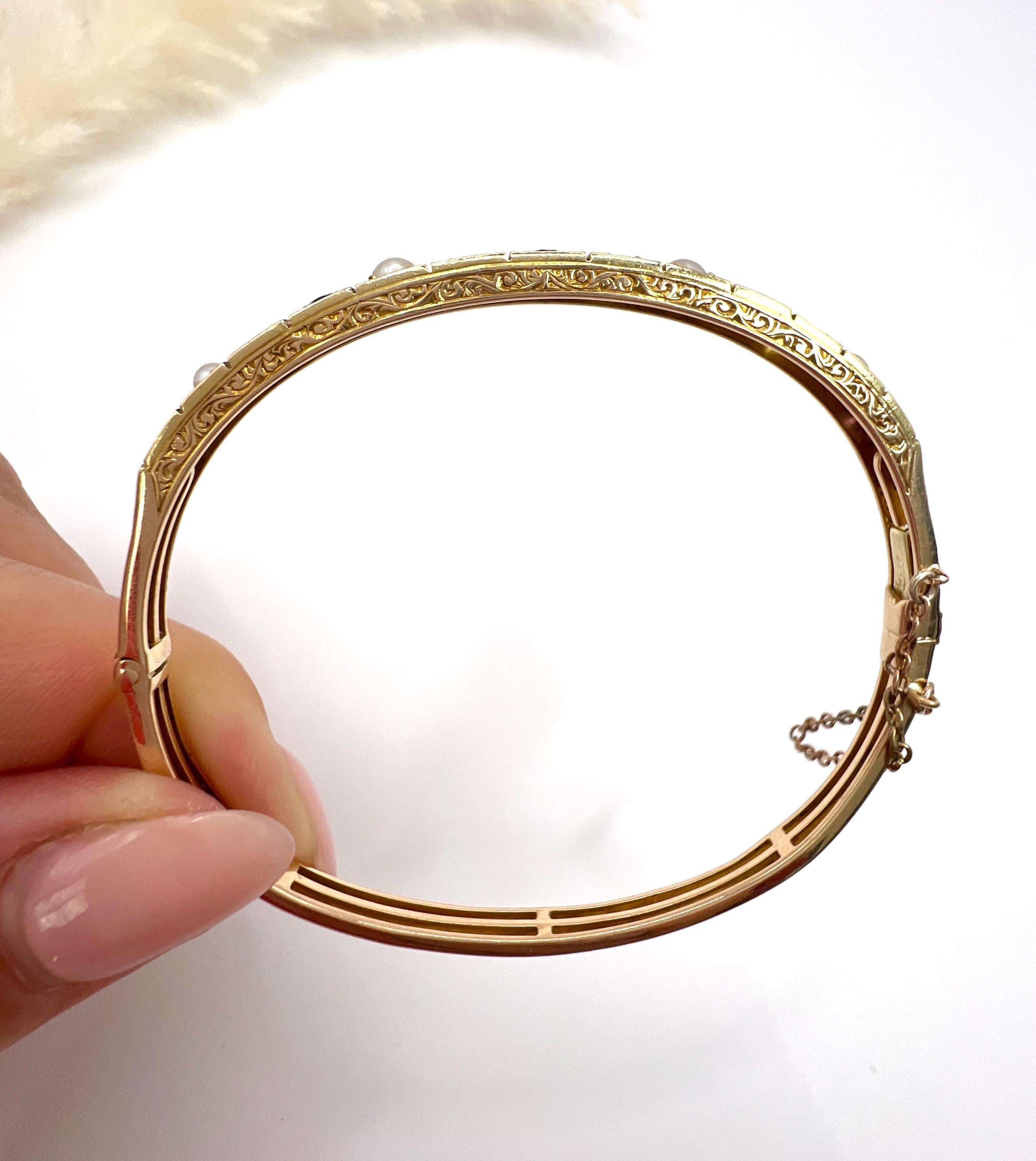 Pulsera Sufragista Eduardiana Graduada de Oro de 15 Quilates con Amatista, Peridoto y Perla en Semilla en venta 4