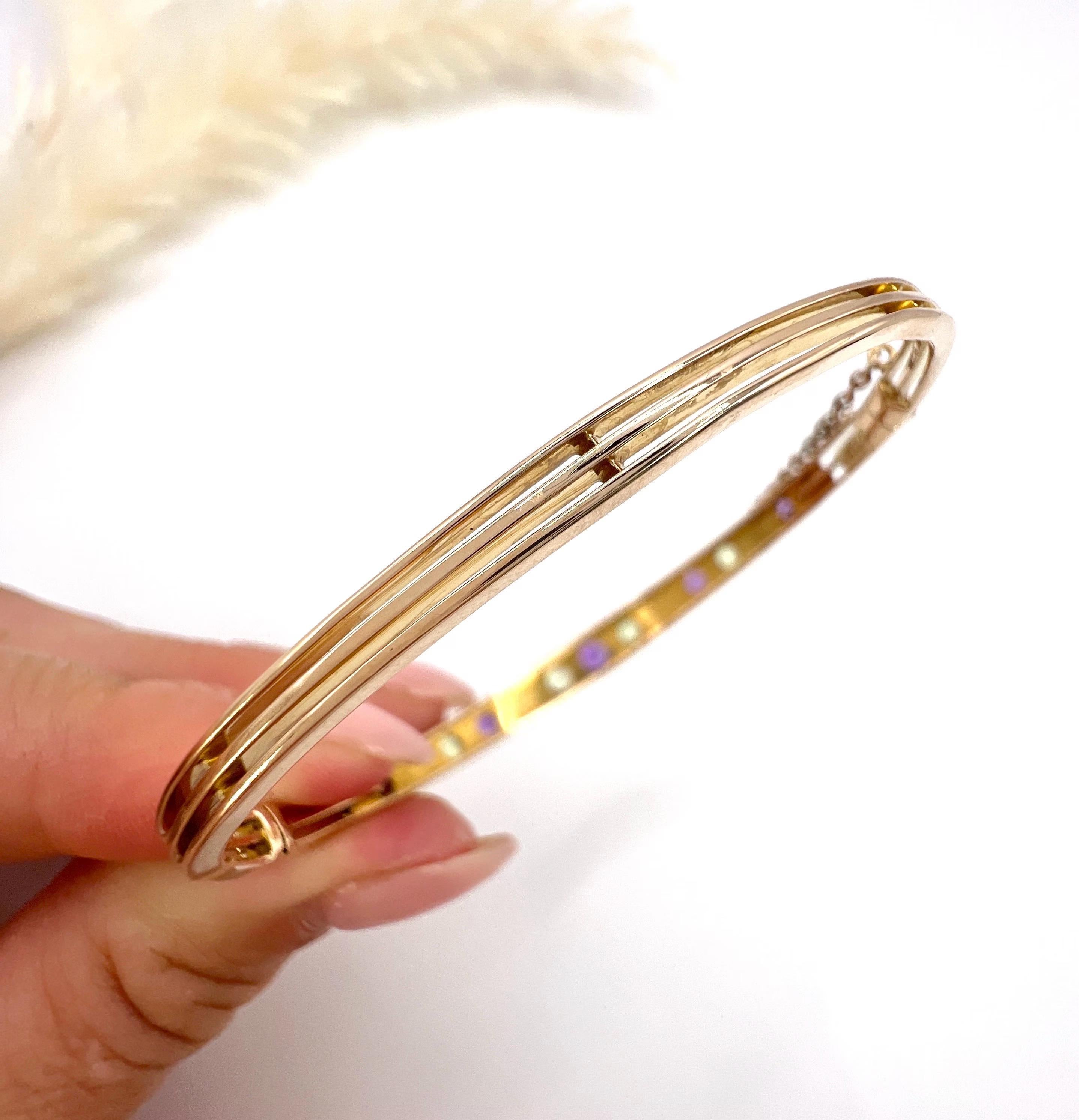 Pulsera Sufragista Eduardiana Graduada de Oro de 15 Quilates con Amatista, Peridoto y Perla en Semilla en venta 5