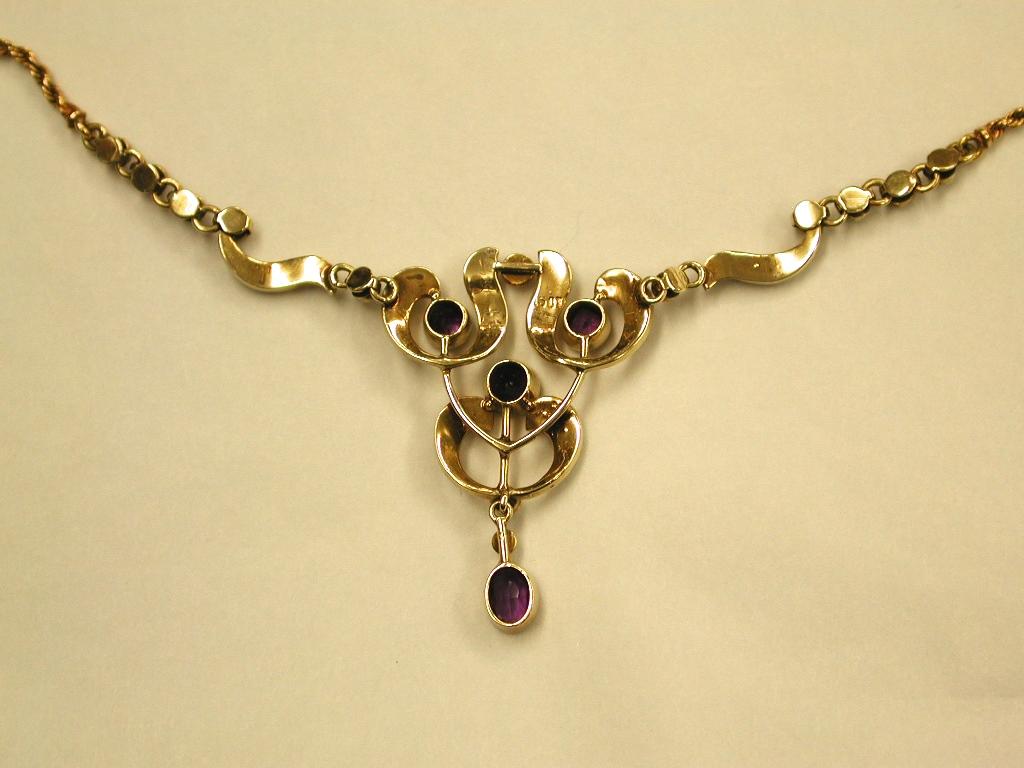 Women's or Men's 15 Carat Gold Pendant Set with Half Pearls, and Amethysts, Integral Rope Chain For Sale