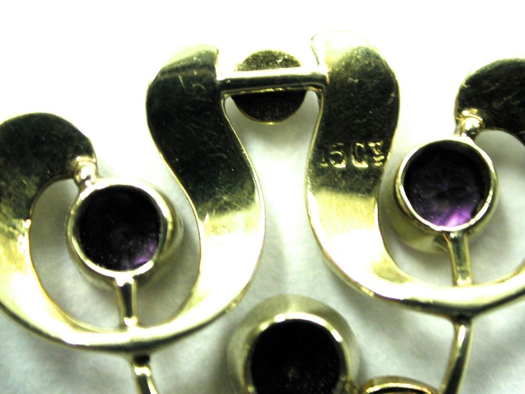 15 Karat Gold Anhänger Set mit halben Perlen und Amethysten, integrierte Seilkette im Angebot 1