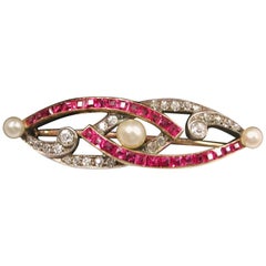 15ct Gold & Silver Brooch Set with Rubies, Diamonds and Seed Pearls, circa 1900