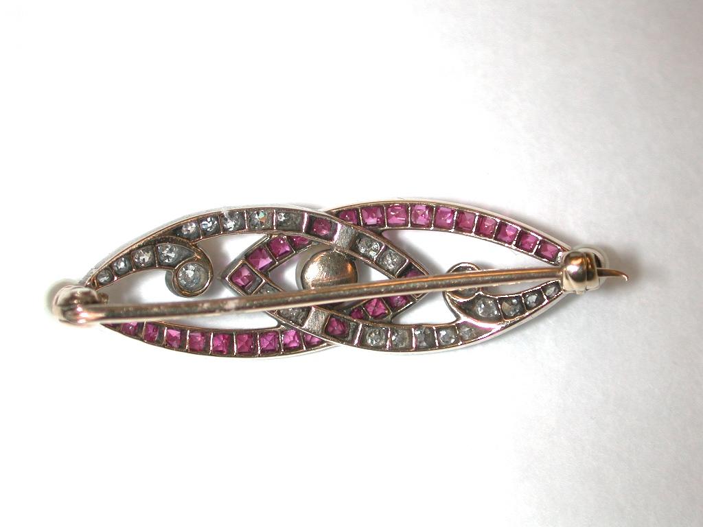Women's 15ct Gold & Silver Brooch Set with Rubies, Diamonds and Seed Pearls, circa 1900