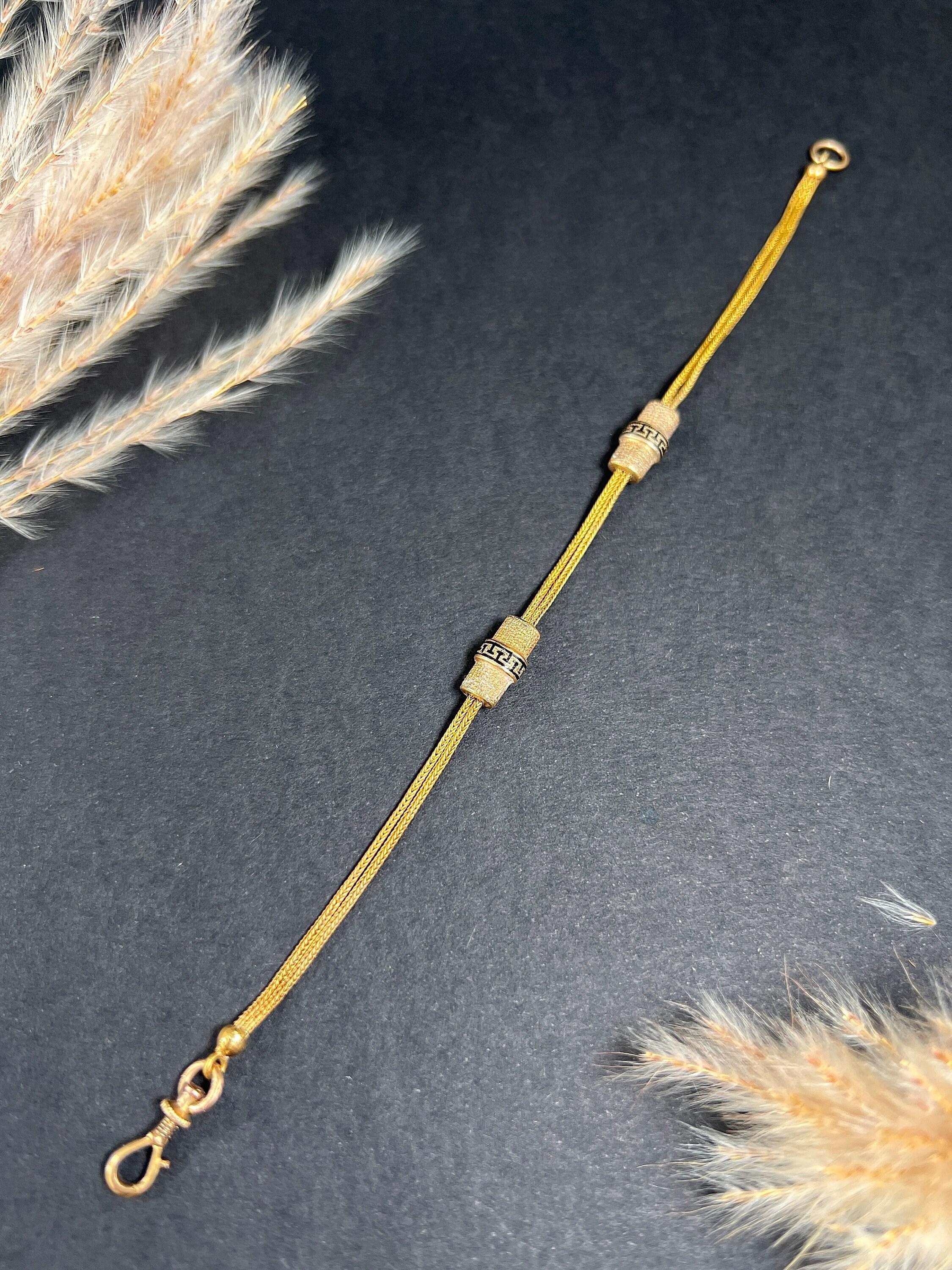 Vittoriano Bracciale vittoriano in oro 15ct a doppia fila con coda di volpe e perline d'oro e smalto in vendita