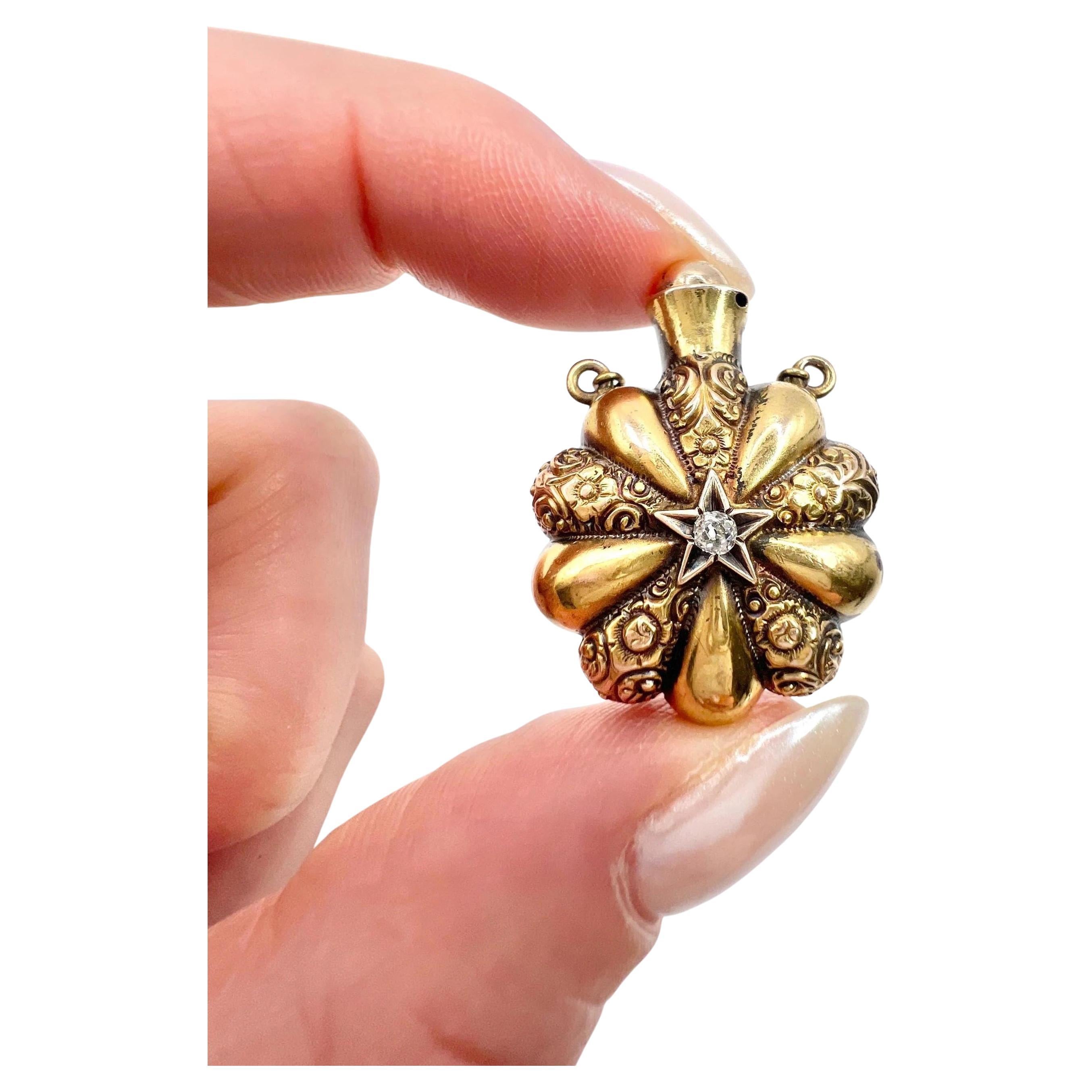 15ct Gold, Victorian Floral Decorated, Star Set Diamond Perfume Bottle Pendent For Sale