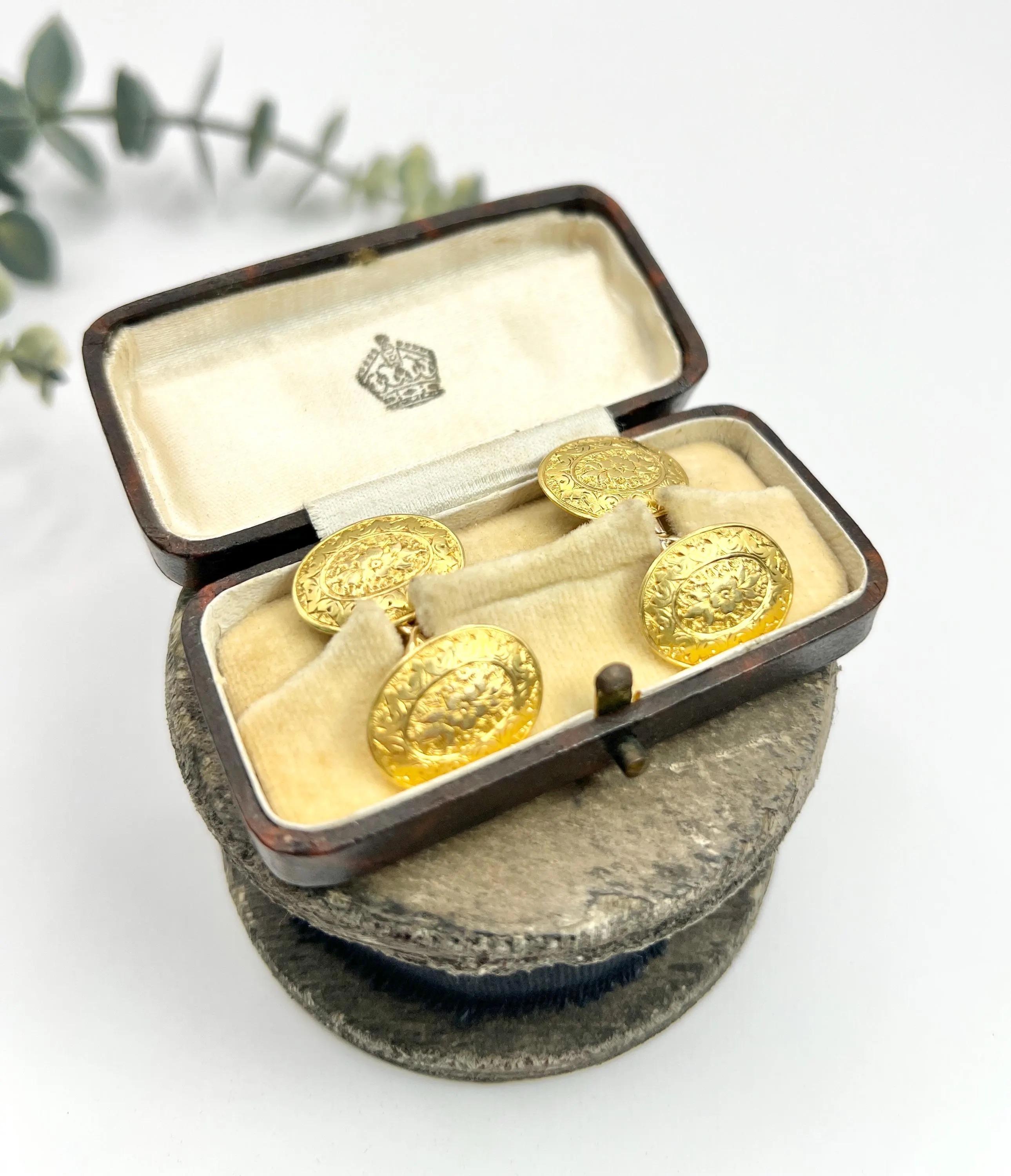 Gemelli da polso ovali con motivo floreale in oro 15ct con marchio Birmingham 1893 in vendita 1