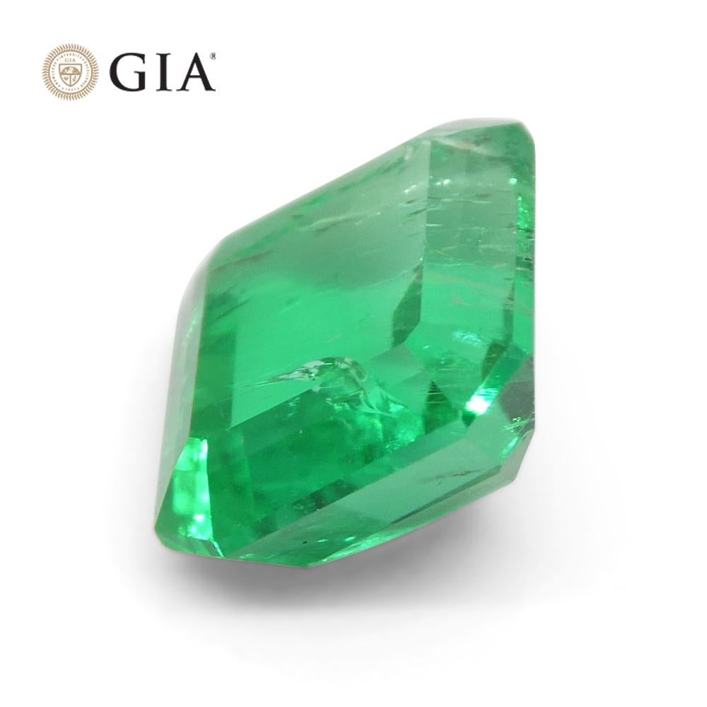 1.5ct Octagonal/Emerald Green Emerald GIA Certified Colombia   For Sale 6