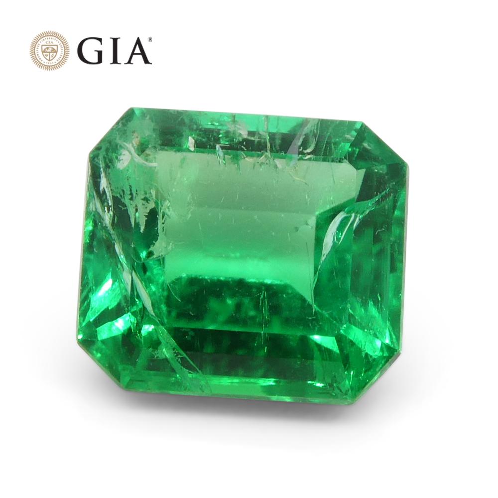 1.5ct Octagonal/Emerald Green Emerald GIA Certified Colombia   For Sale 7