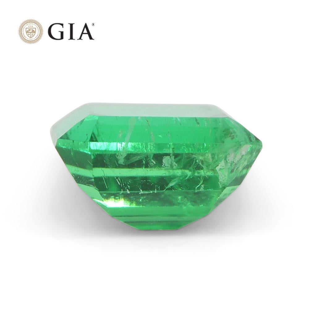 1.5ct Octagonal/Emerald Green Emerald GIA Certified Colombia   For Sale 4