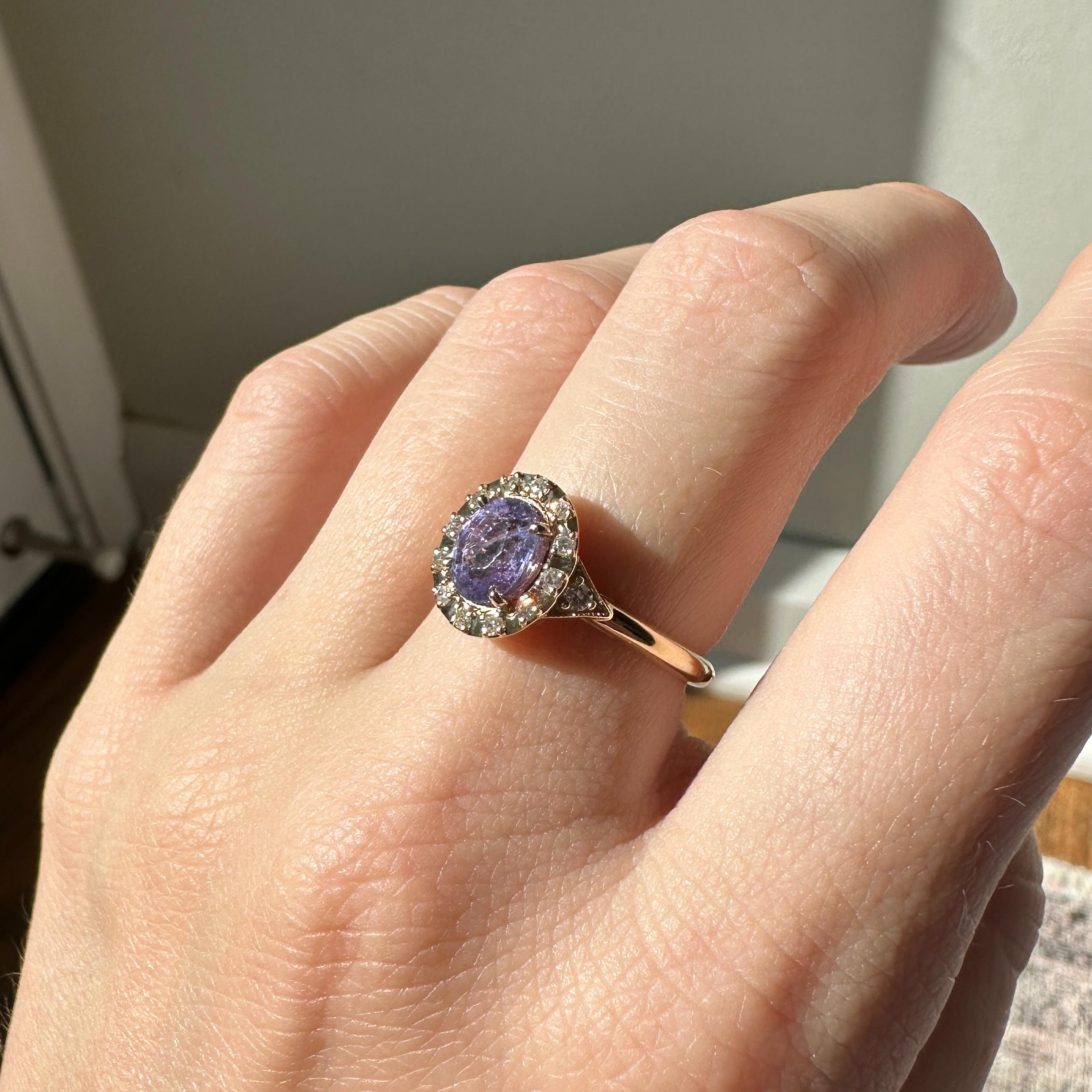 Modern 1.5ct Purple Sapphire Ring w Earth Mined Diamonds in Solid 14K Gold Oval 7x6mm