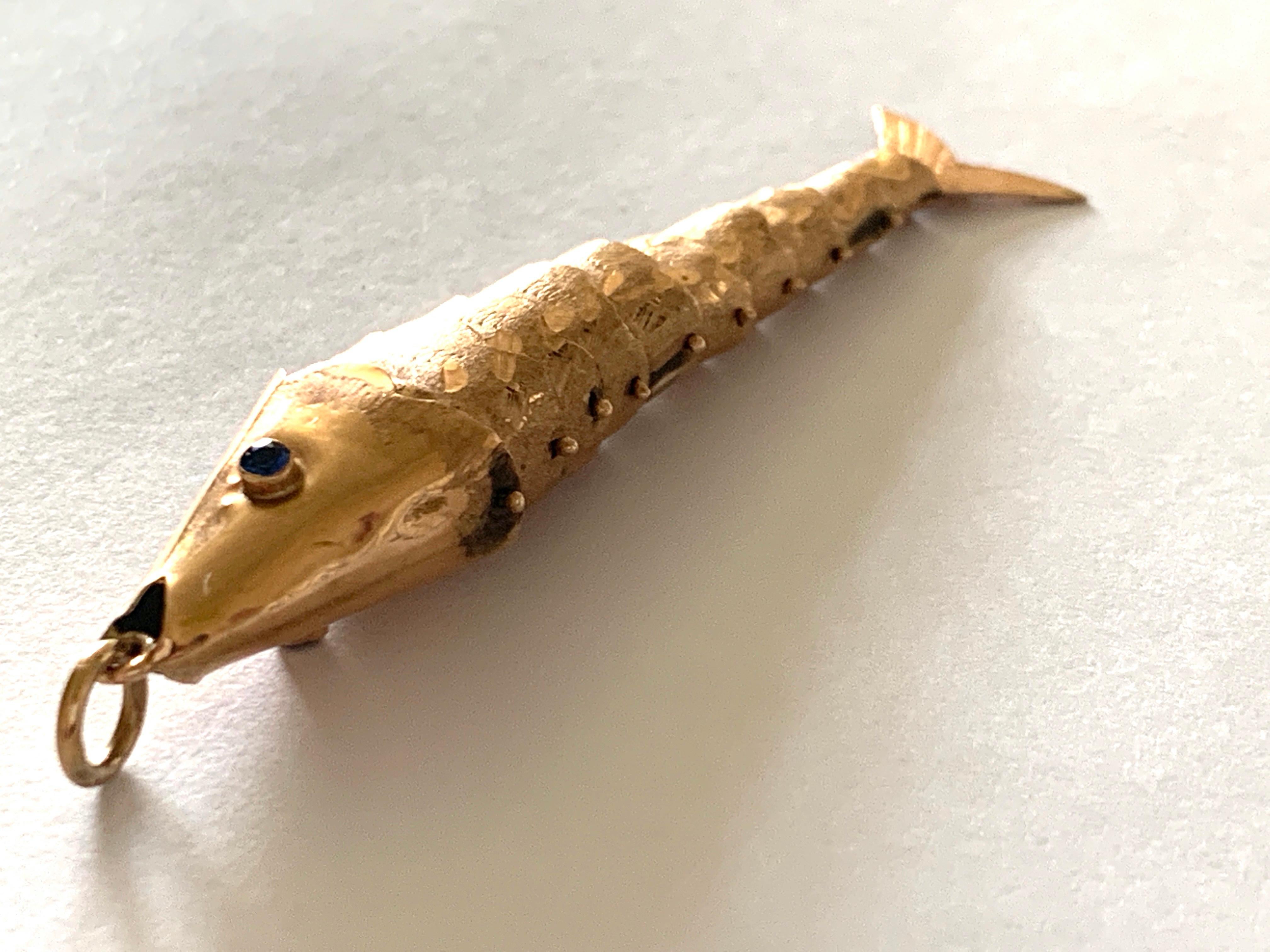 15ct Rose Gold Articulated Fish Pendant  5