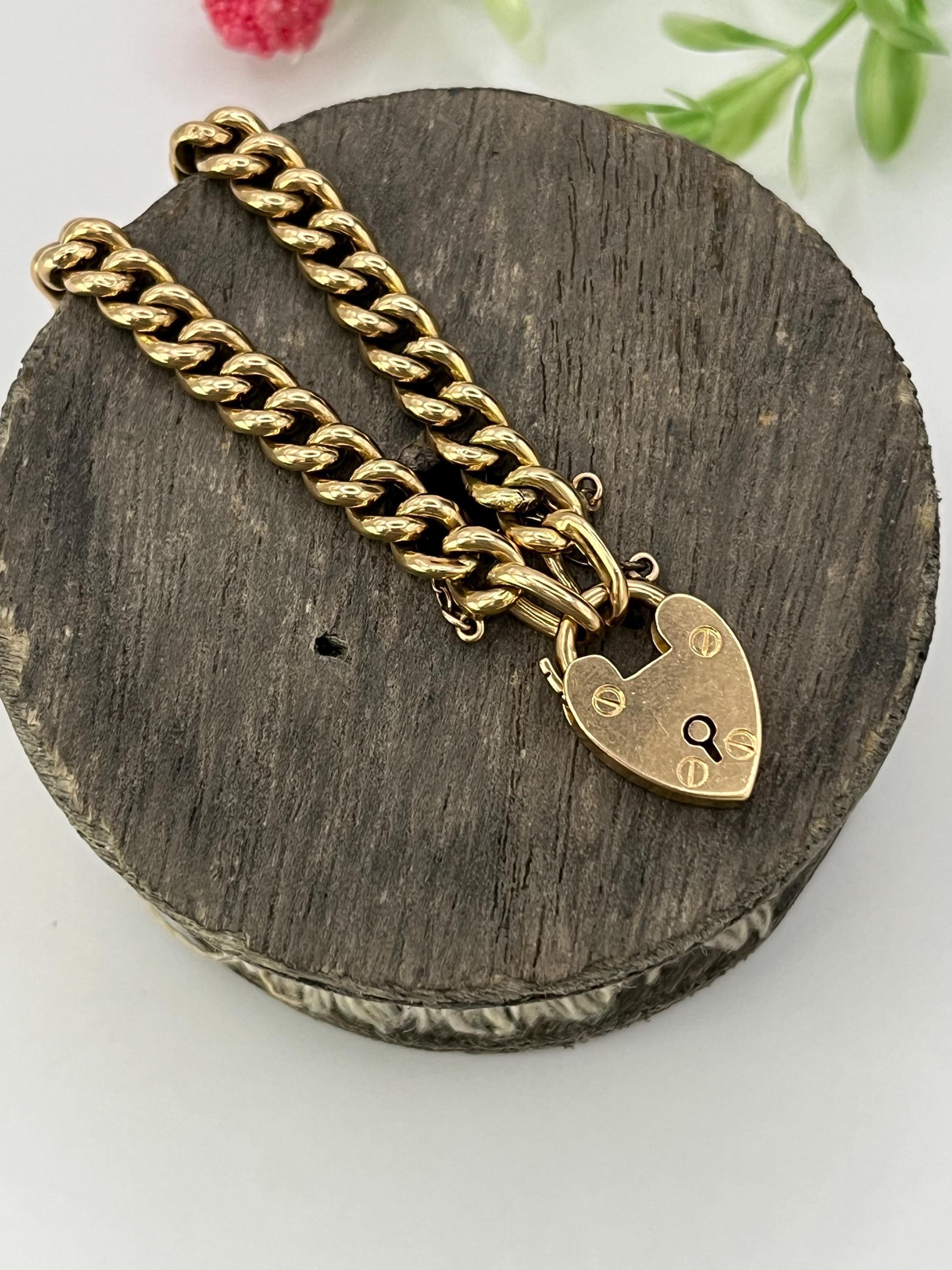 Bracelet à maillons en or rose 15ct de style victorien avec fermoir à cadenas en forme de cœur, Circa 1900 Unisexe en vente