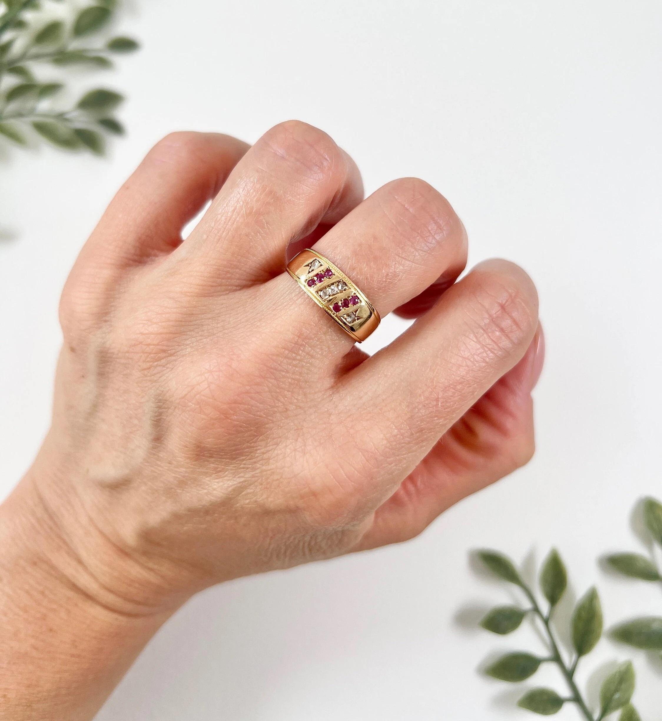 15ct Yellow Gold, Birmingham Hallmarked 1890, Victorian Ruby & Diamond Ring For Sale 5