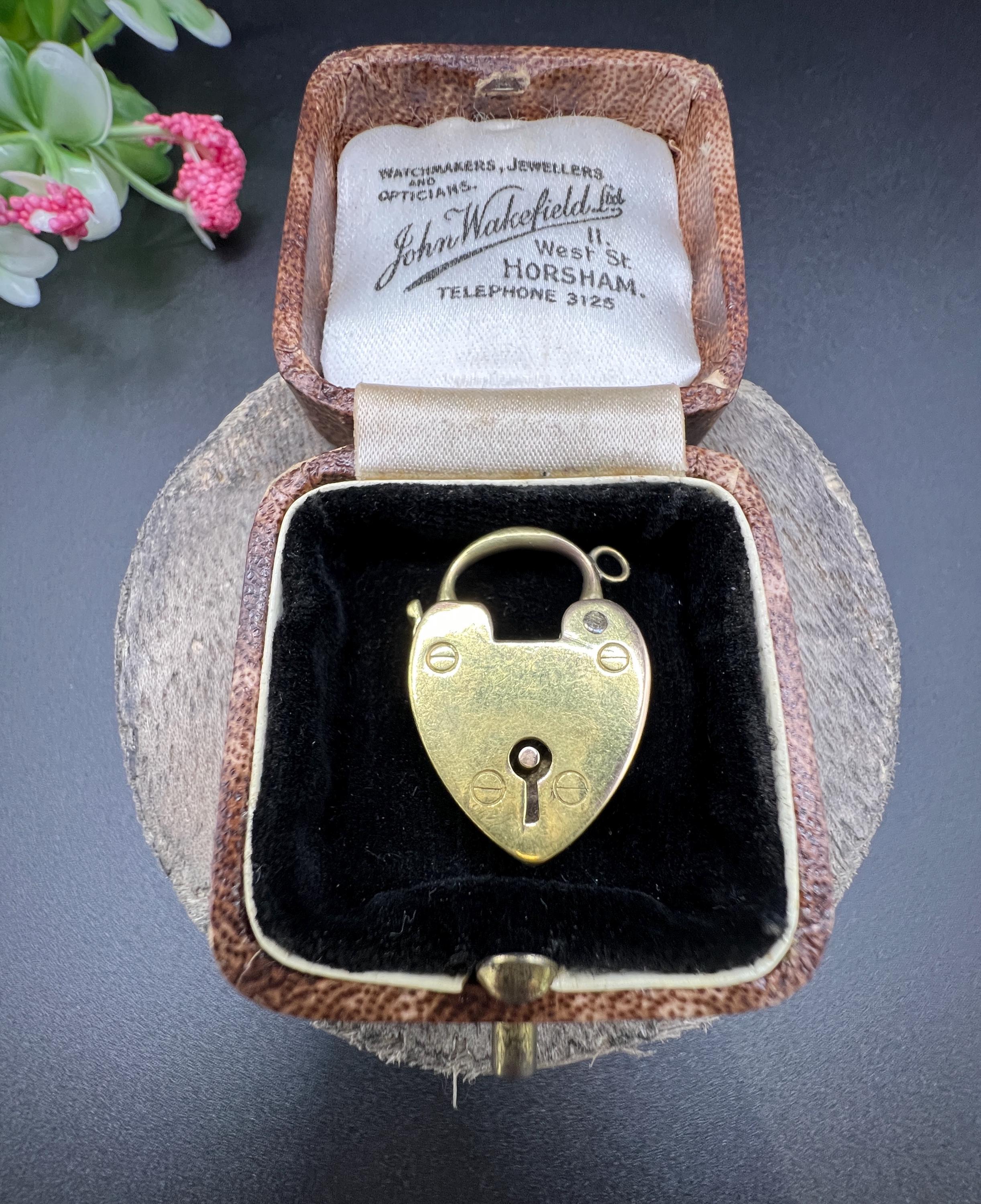 15ct Yellow Gold Edwardian Heart Padlock Pendant, Bracelet Clasp Hallmarked 1907 For Sale 6