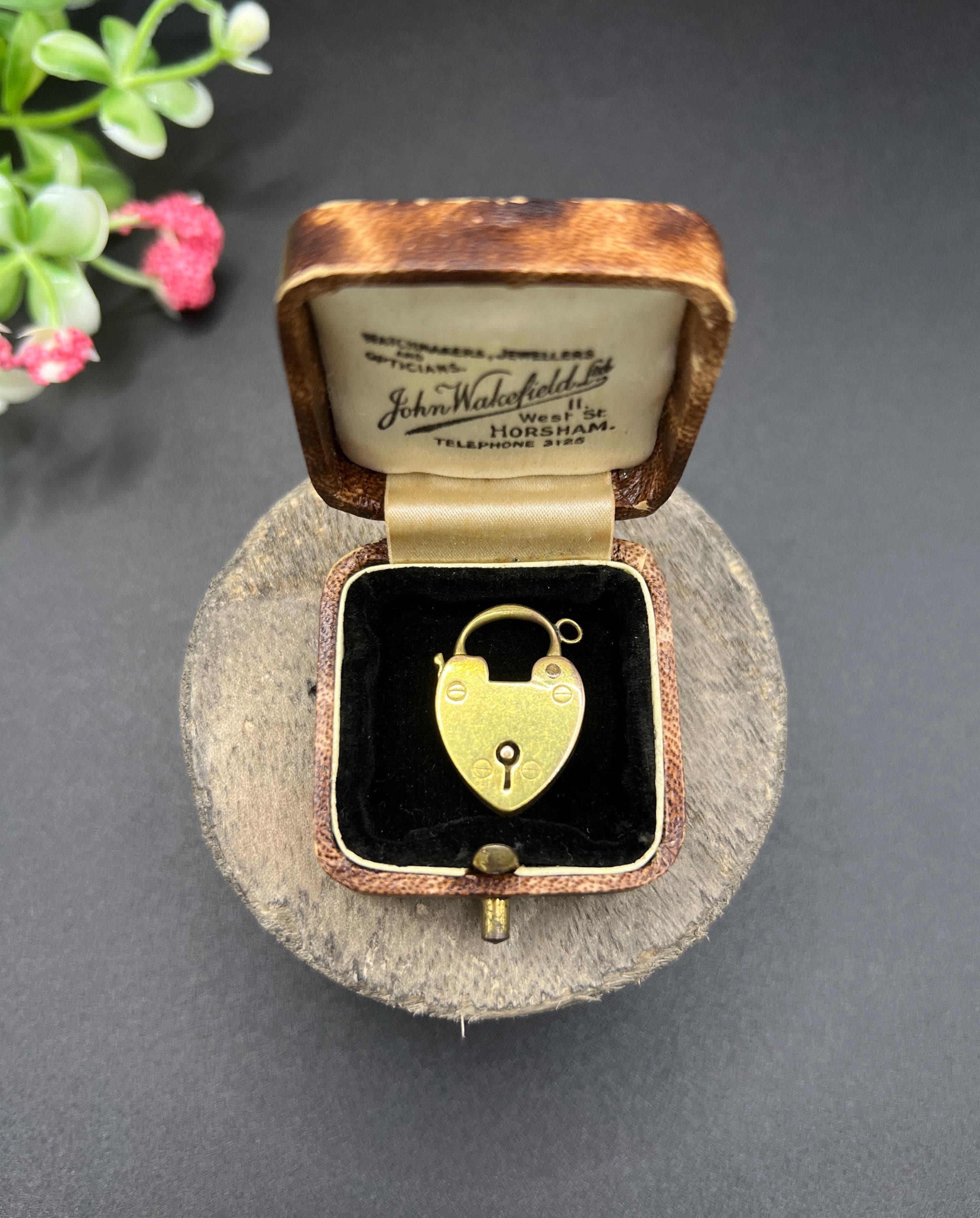 15ct Yellow Gold Edwardian Heart Padlock Pendant, Bracelet Clasp Hallmarked 1907 For Sale 3