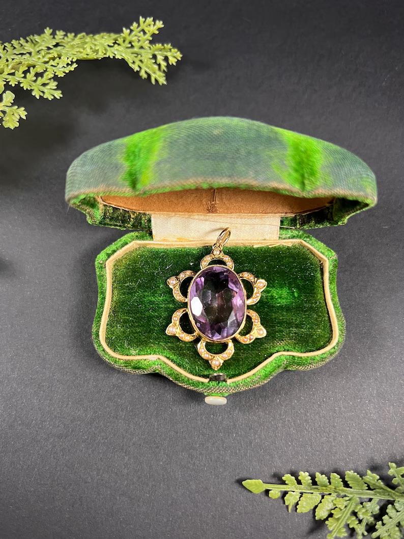 Pendentif édouardien en or jaune 15 carats avec grande améthyste ovale facettée et perles de rocaille en vente 5