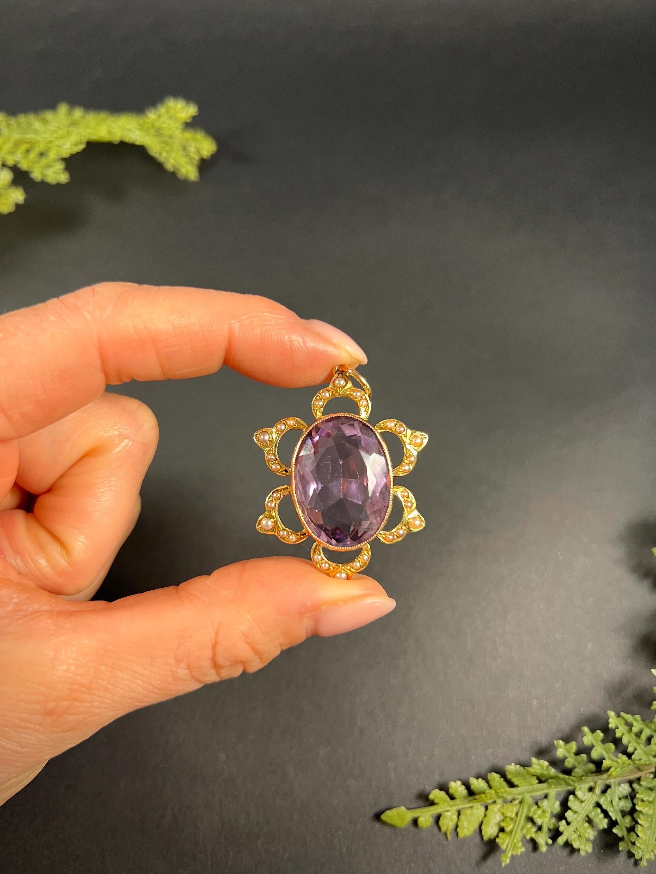 Pendentif édouardien en or jaune 15 carats avec grande améthyste ovale facettée et perles de rocaille en vente 1